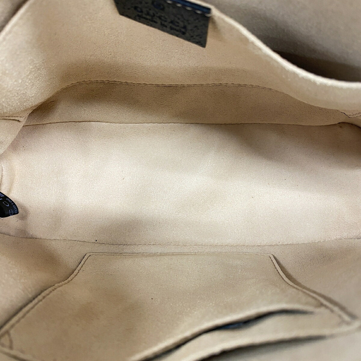 Gucci Black Leather Shoulder Bag (Pre-Owned)