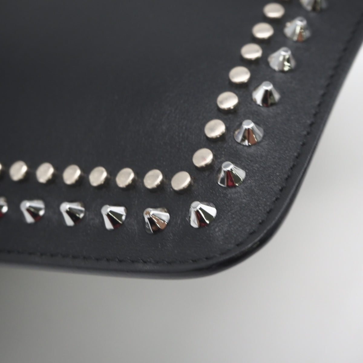 Jimmy Choo Black Leather Clutch Bag (Pre-Owned)