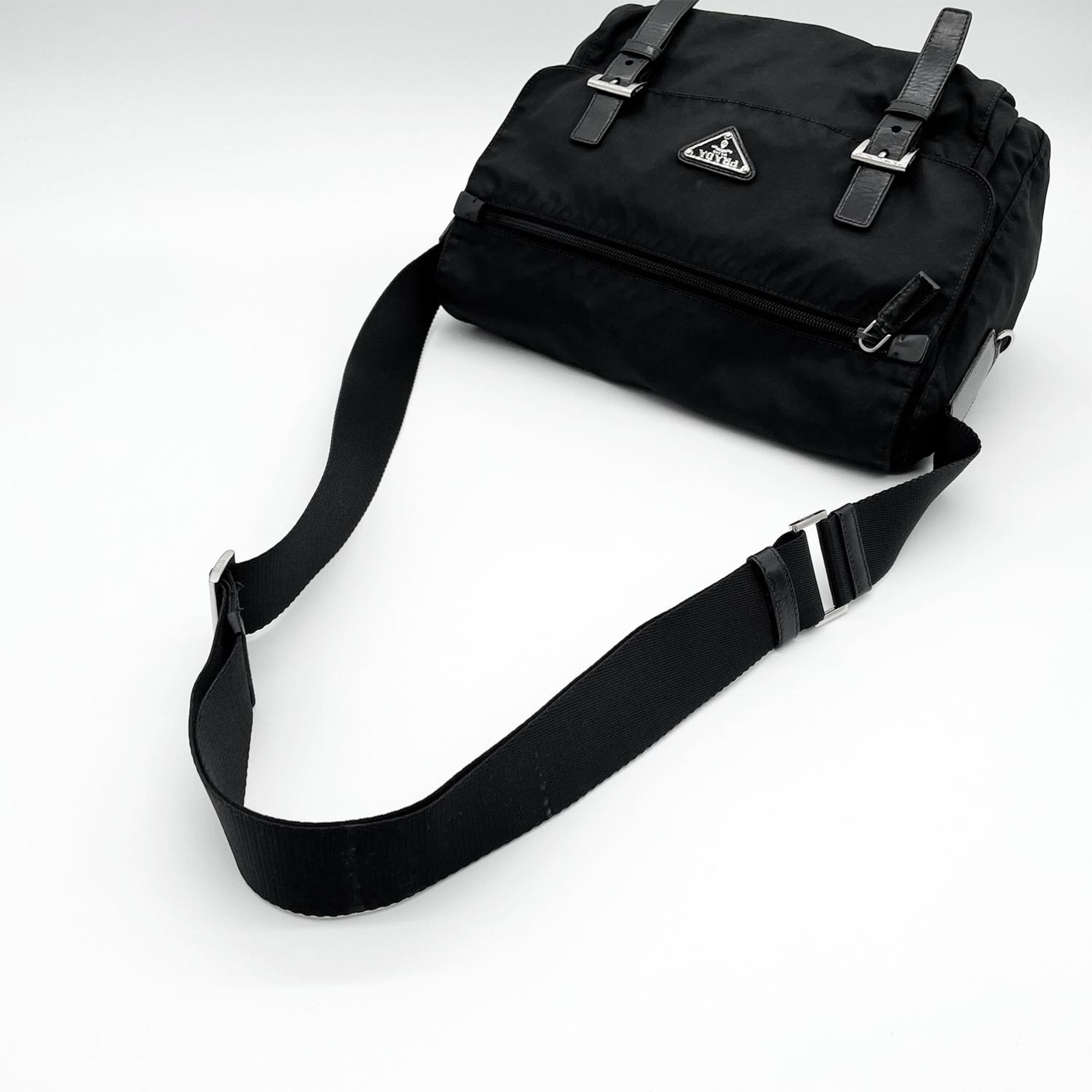 Prada Black Nylon Leather Shoulder Bag (Pre-Owned)
