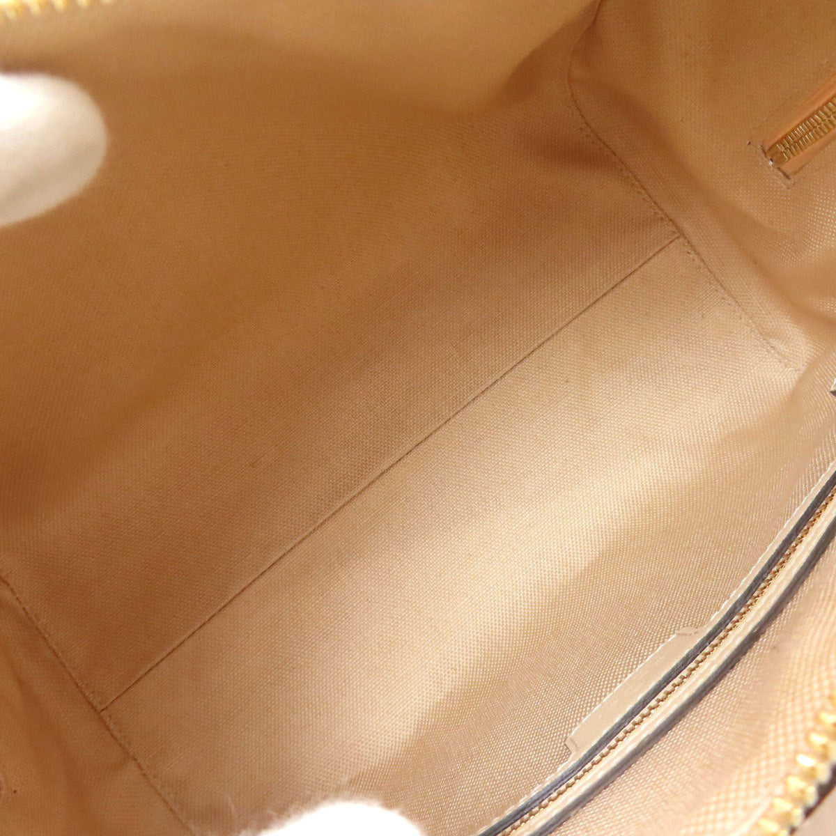 Gucci Beige Canvas Handbag (Pre-Owned)