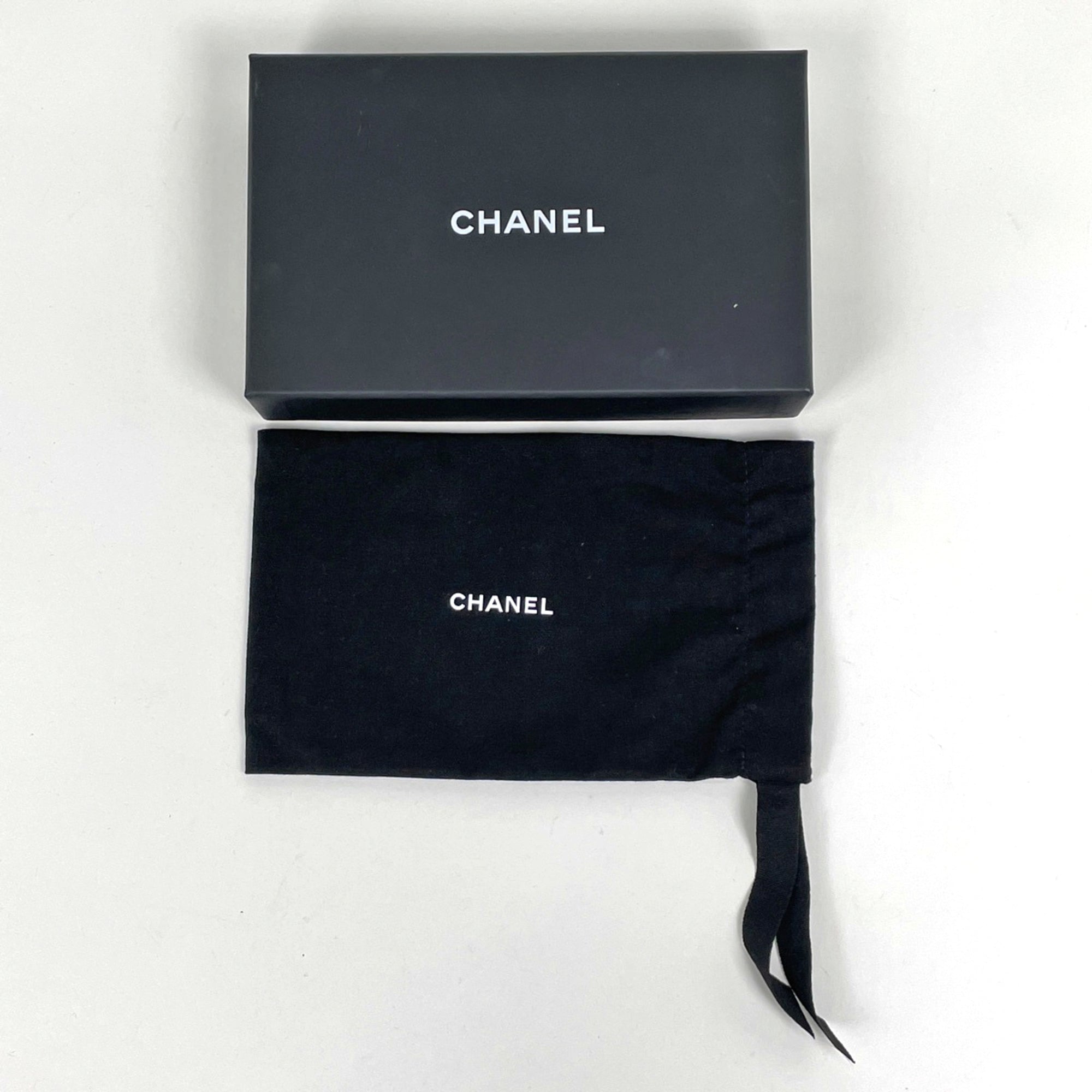 Chanel Black Grained Calfskin Pouch (Pre-Owned)