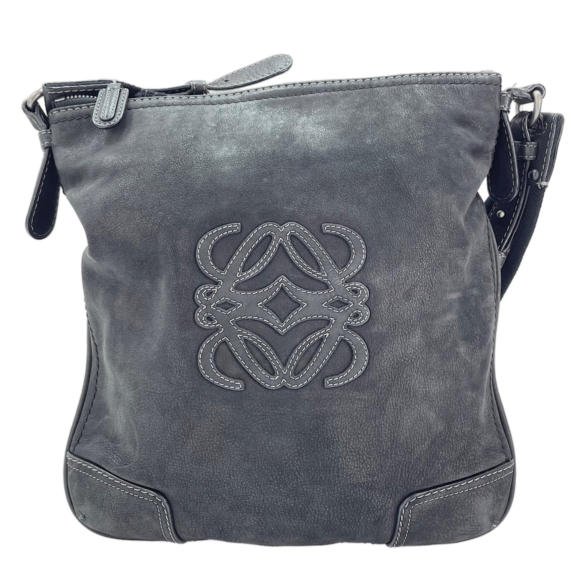 Loewe Black Shoulder Bag (Pre-Owned)