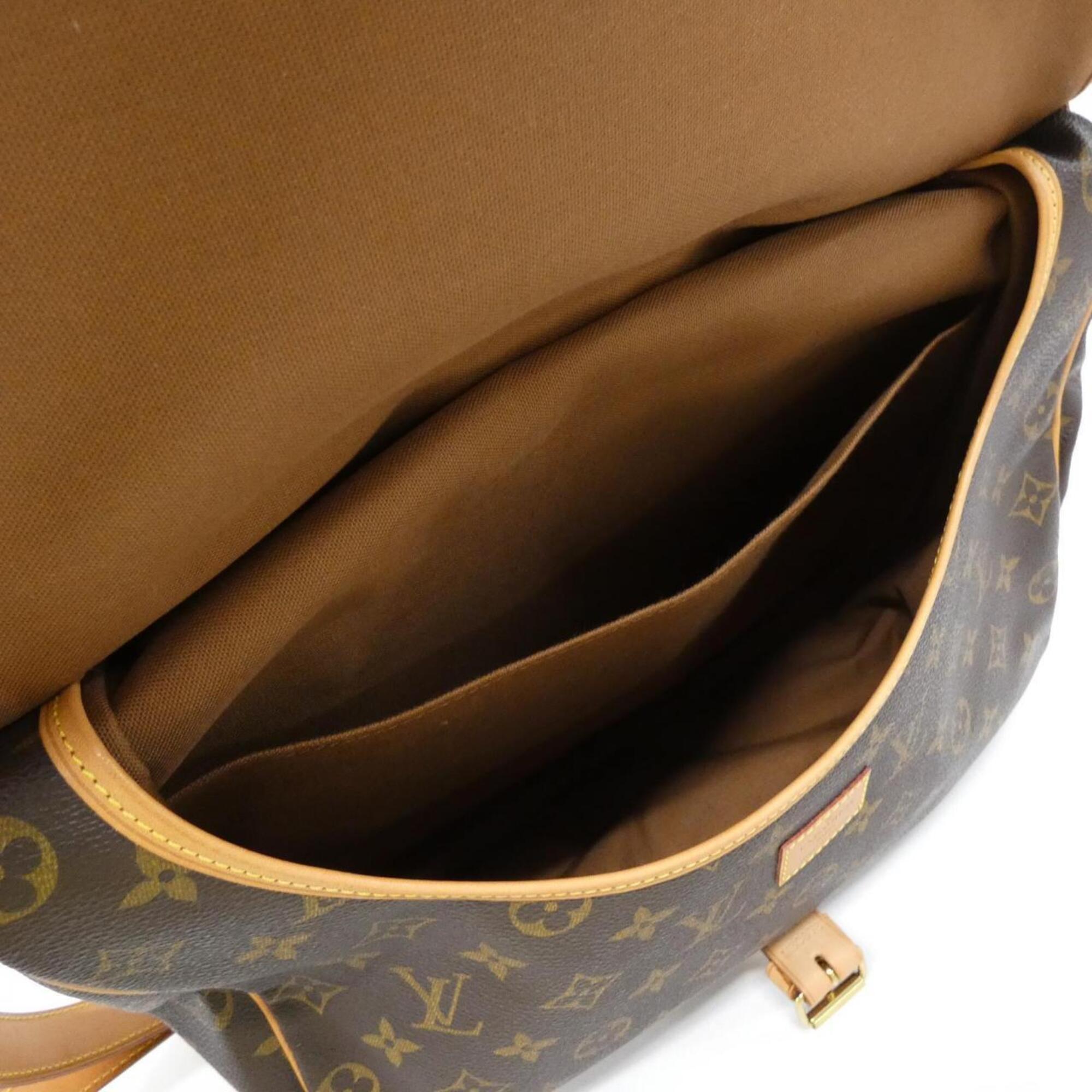 Louis Vuitton Marron Coated Canvas Shoulder Bag (Pre-Owned)