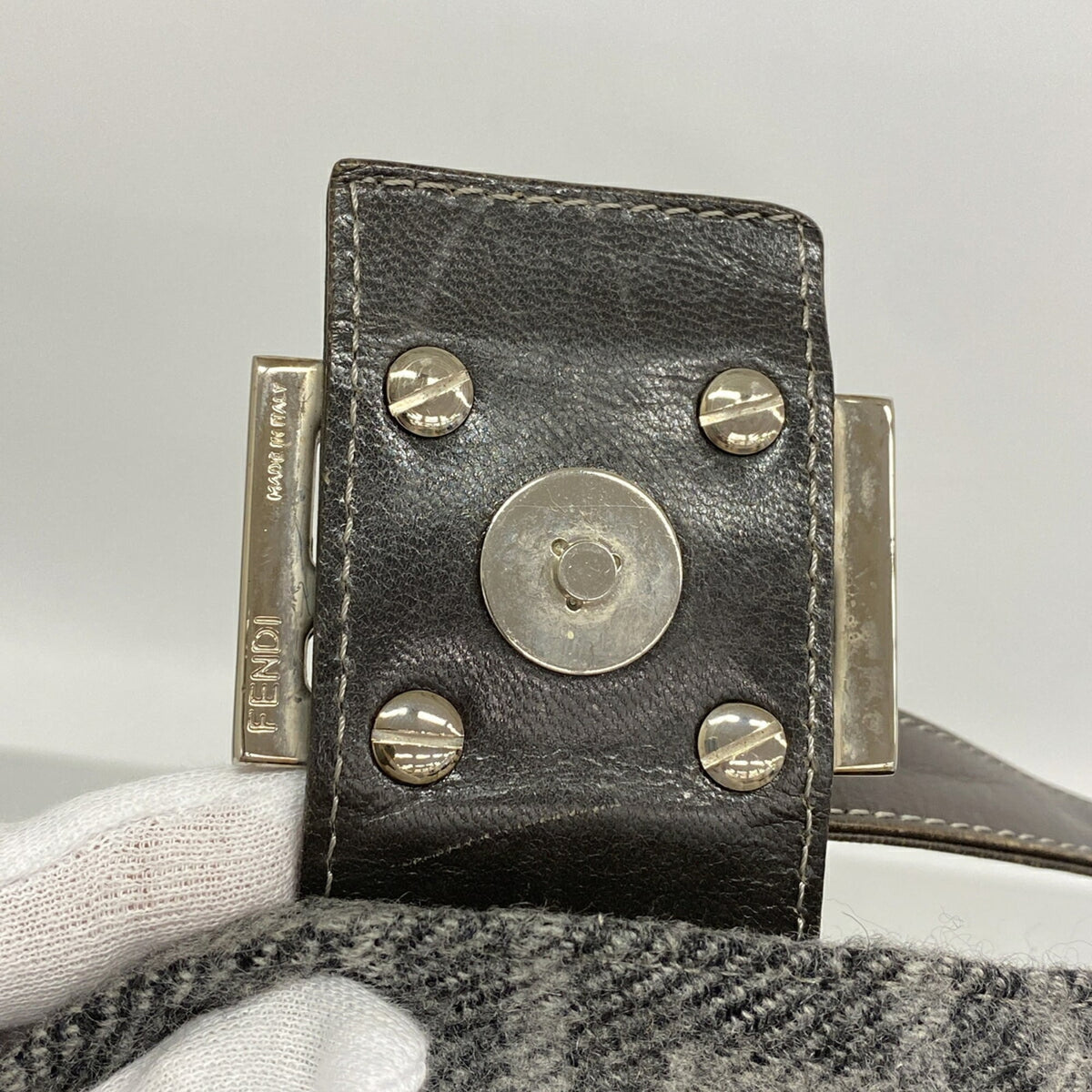 Fendi Gray Wool Handbag (Pre-Owned)