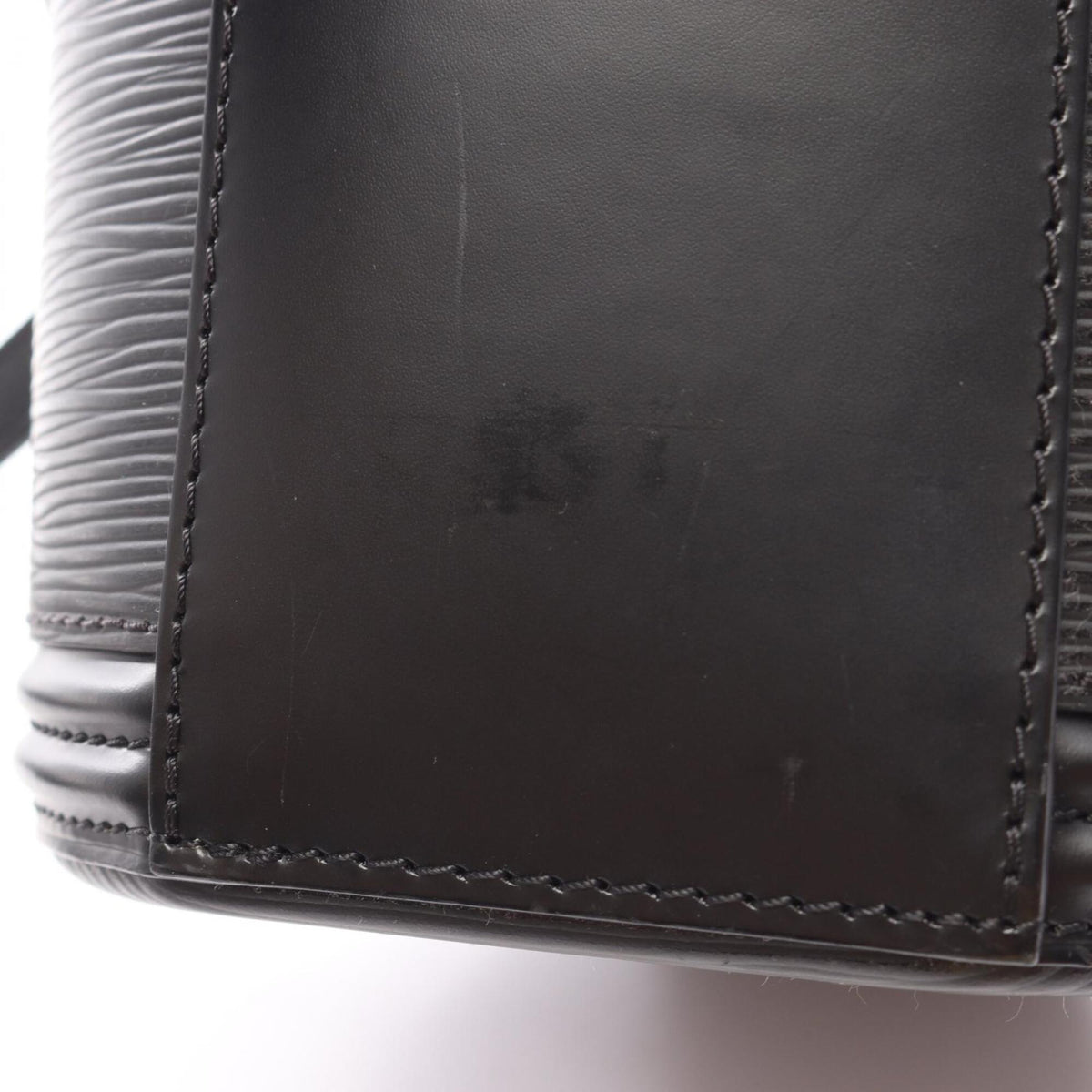 Louis Vuitton Black Leather Handbag (Pre-Owned)