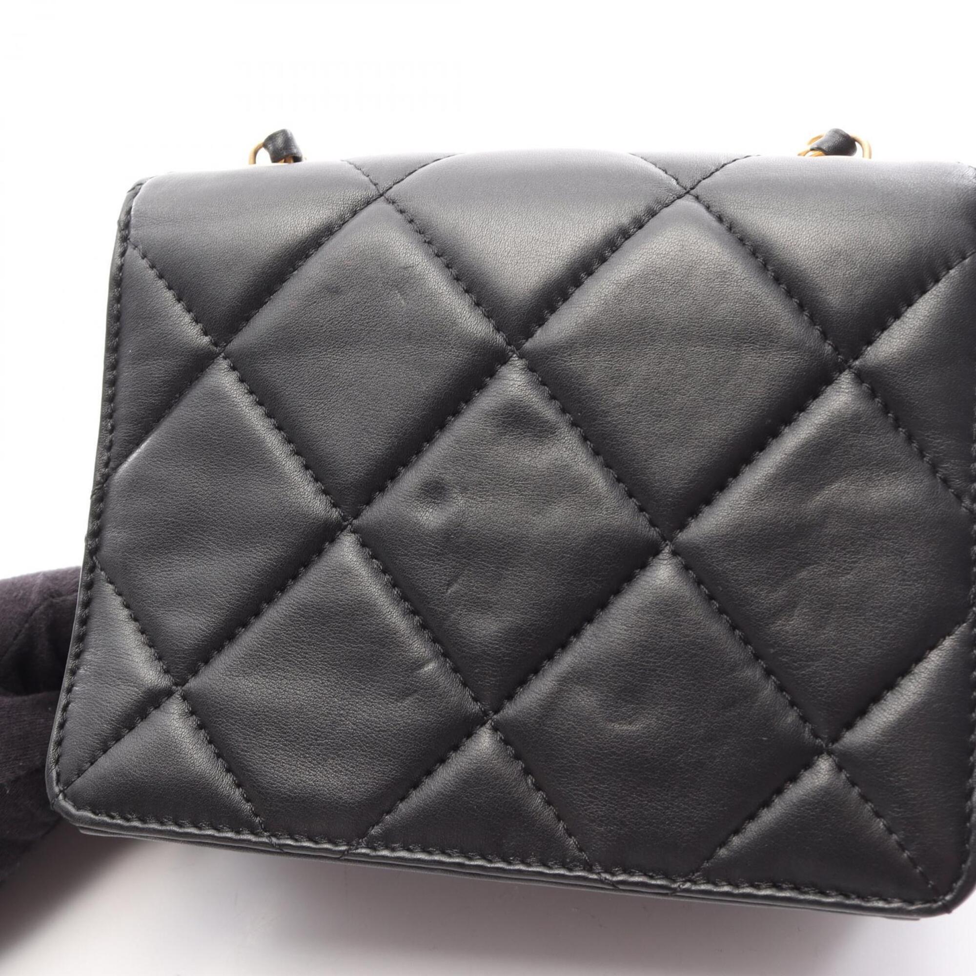 Chanel Black Leather Handbag Shoulder Bag (Pre-Owned)