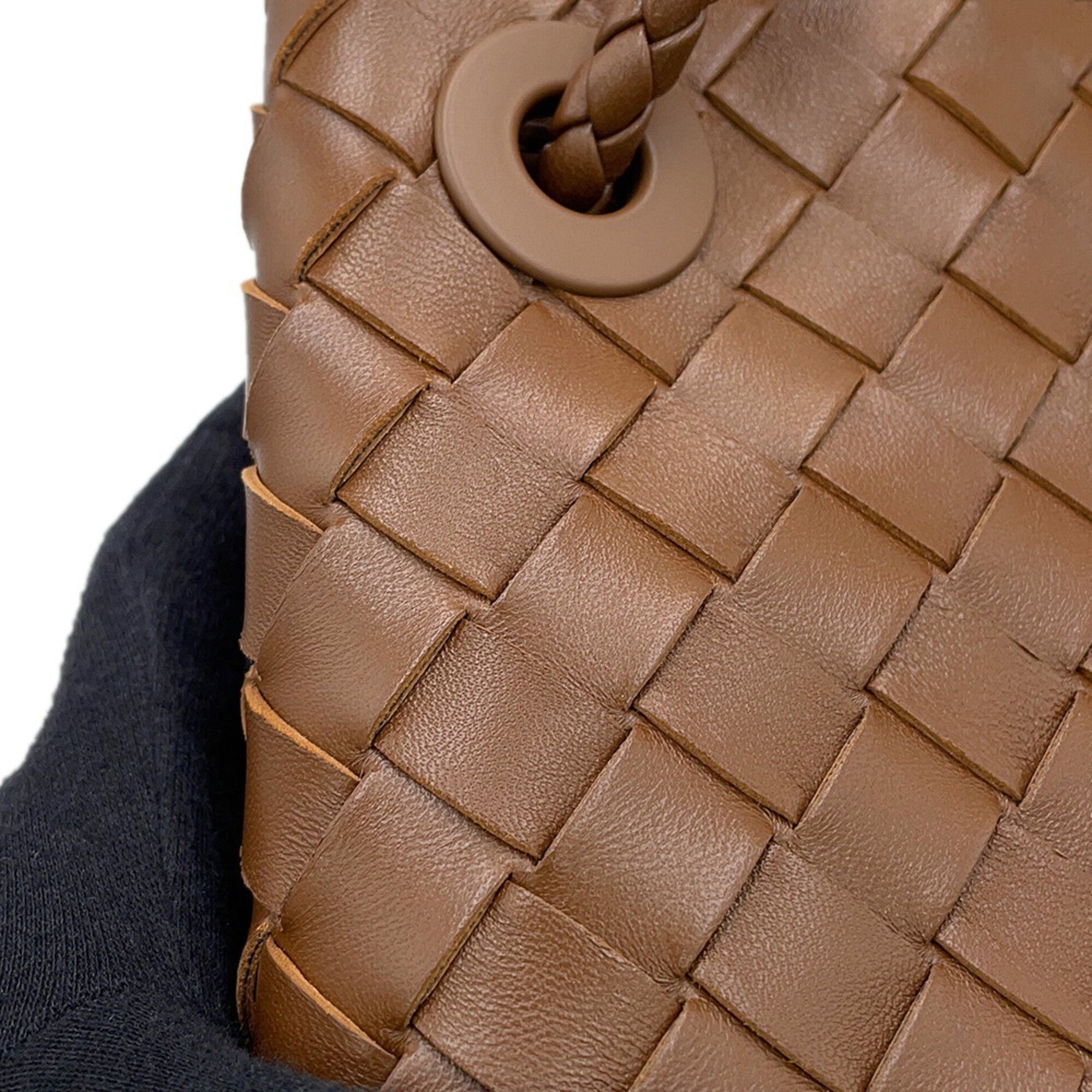 Bottega Veneta Leather Handbag Pouch (Pre-Owned)
