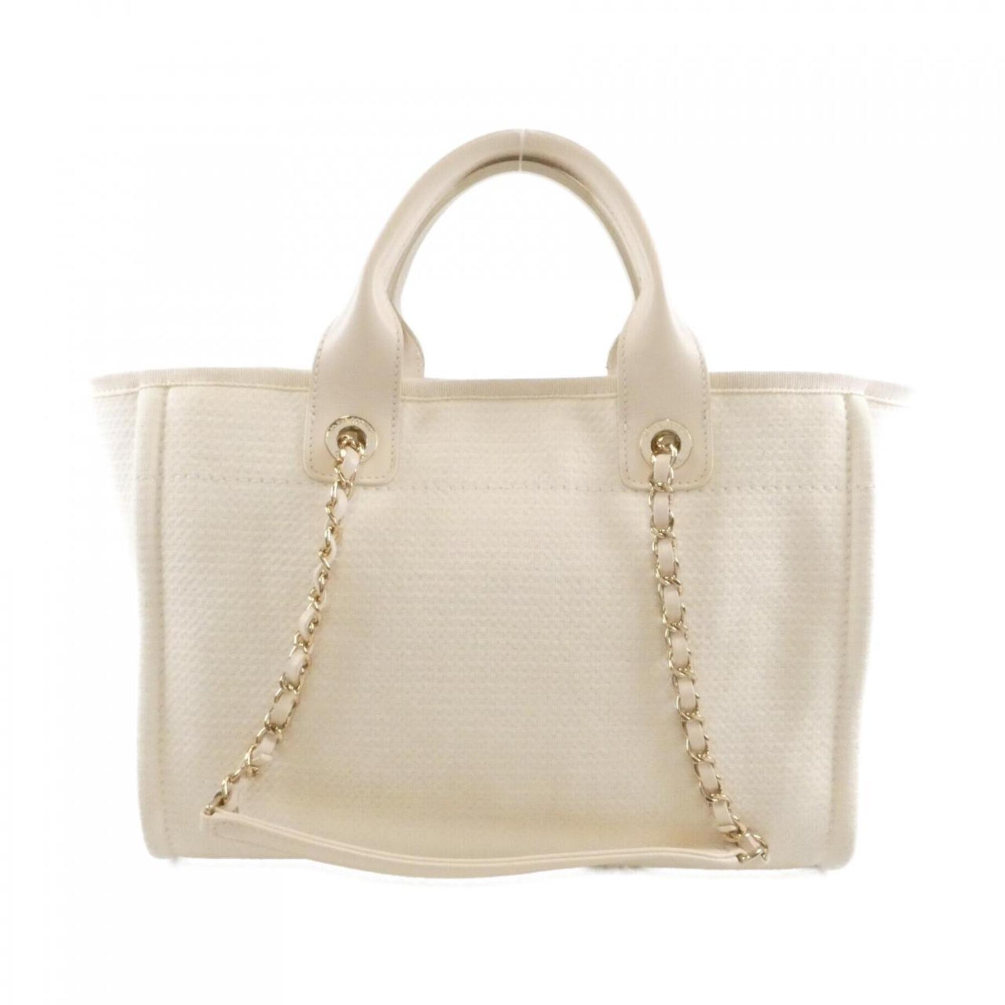 Chanel Ivory Ivory Handbag Pouch (Pre-Owned)