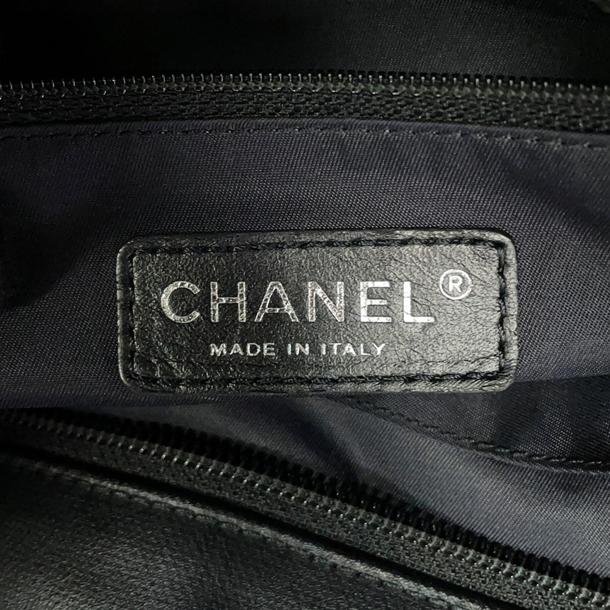Chanel Black Leather Canvas Tote Bag (Pre-Owned)