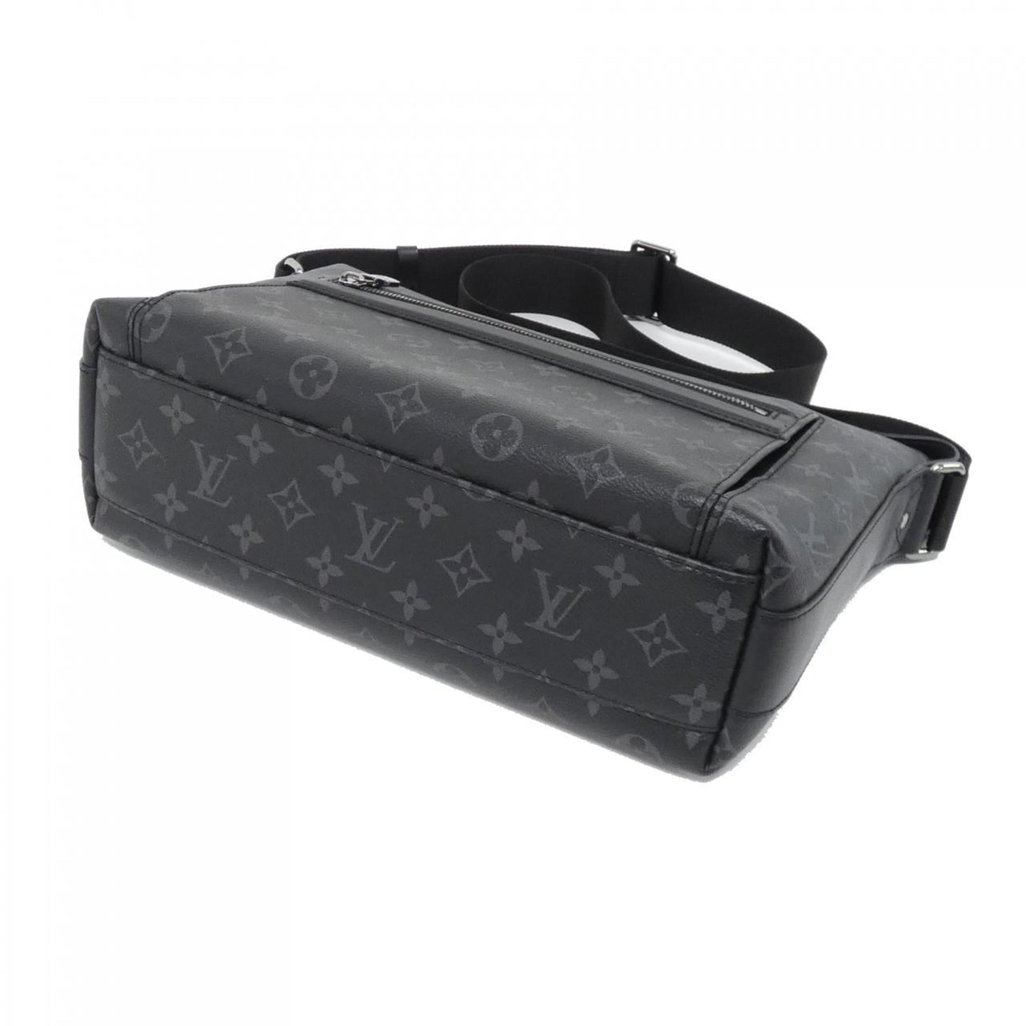 Louis Vuitton Black Coated Canvas Shoulder Bag (Pre-Owned)