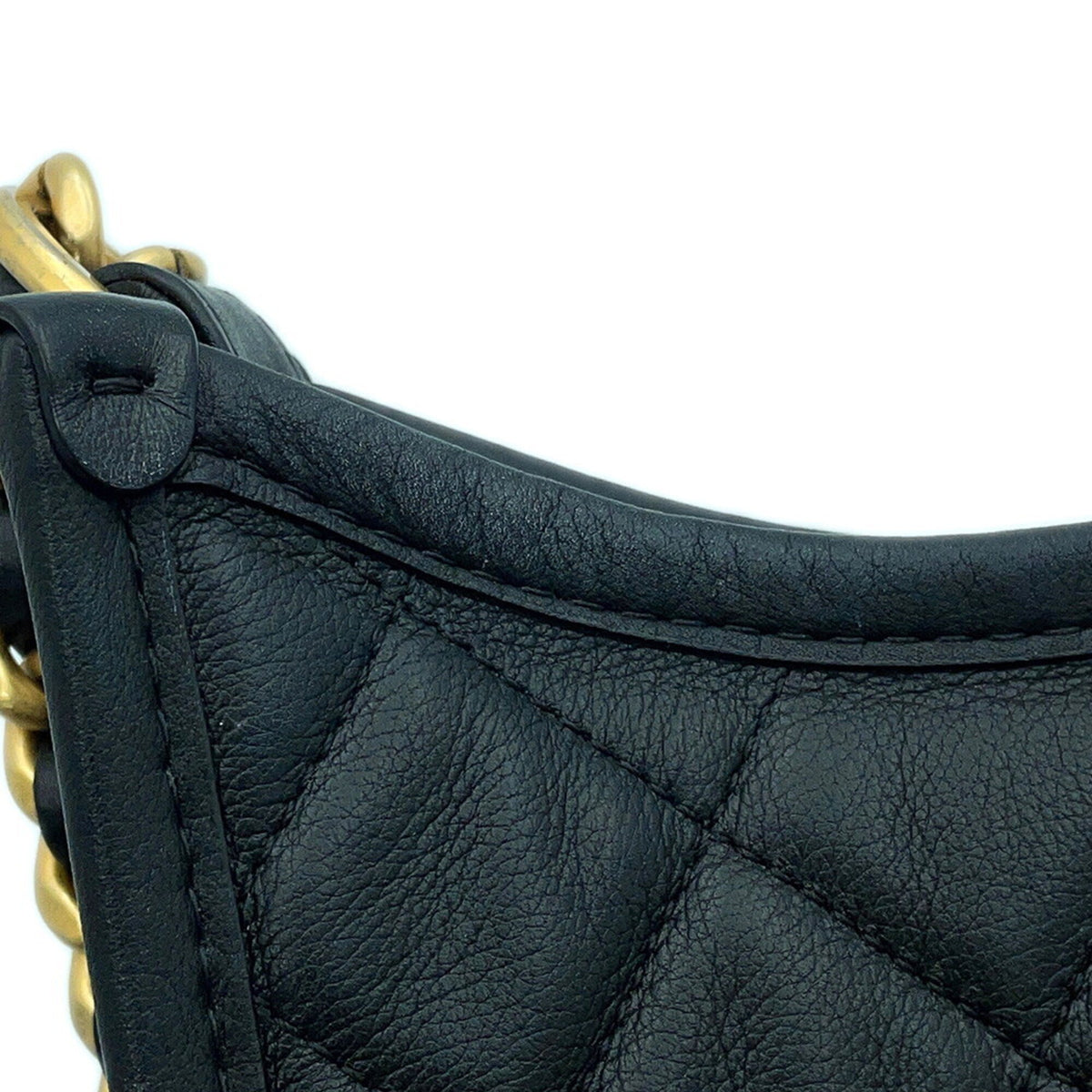 Chanel Matelasse Black Leather Handbag Shoulder Bag (Pre-Owned)