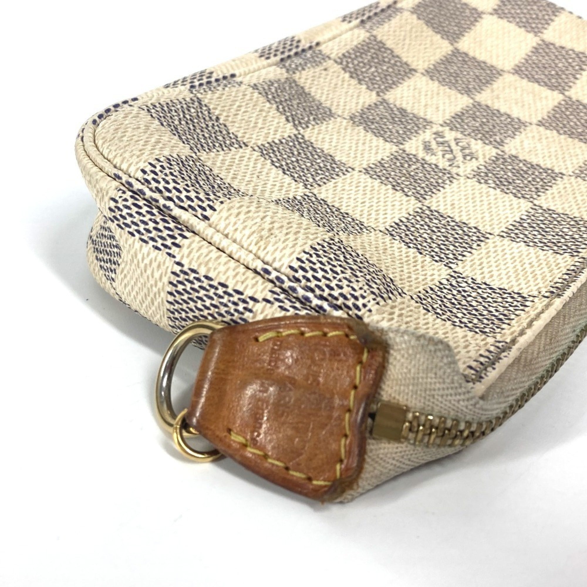 Louis Vuitton White Damier Azur Handbag (Pre-Owned)
