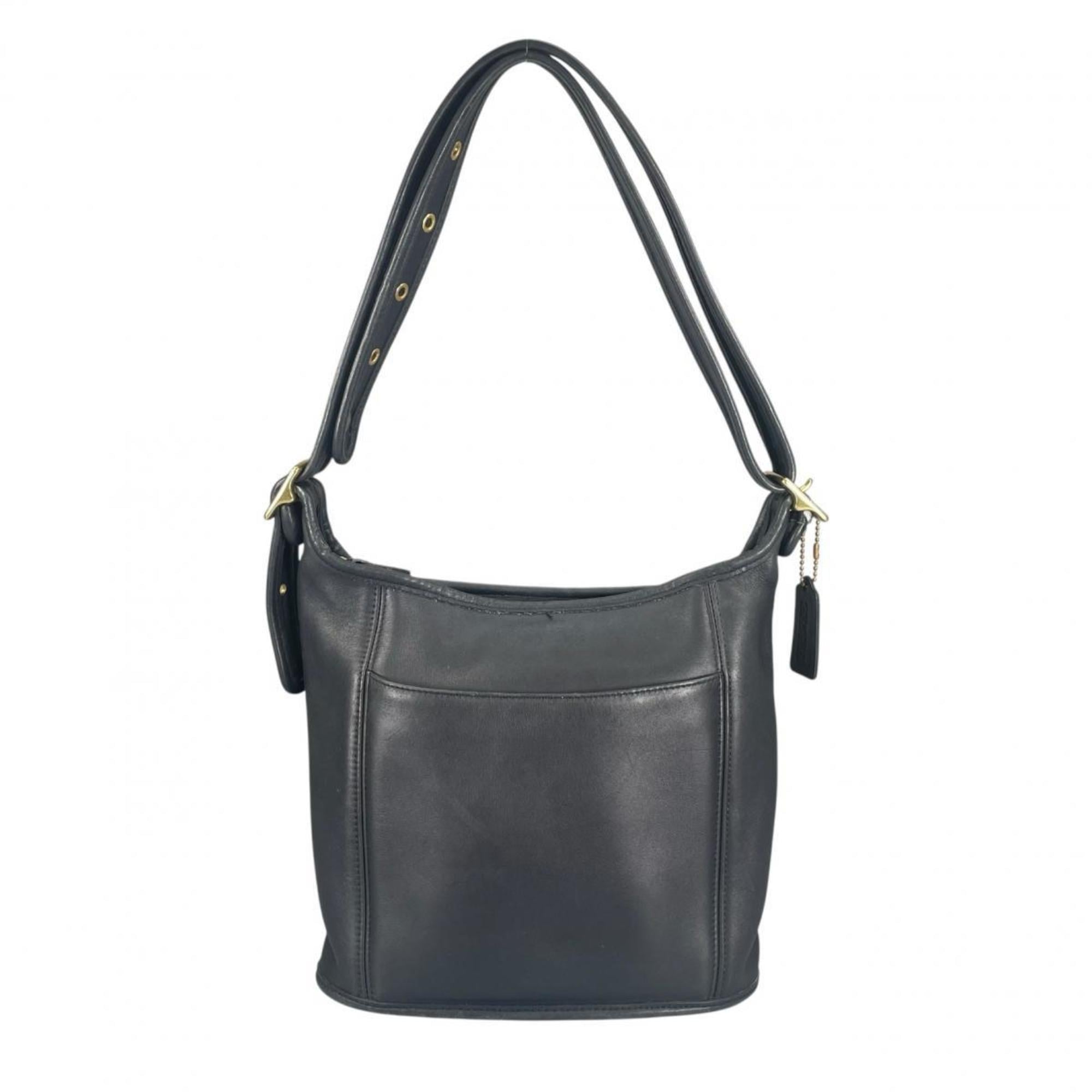 Coach Black Leather Handbag Shoulder Bag (Pre-Owned)