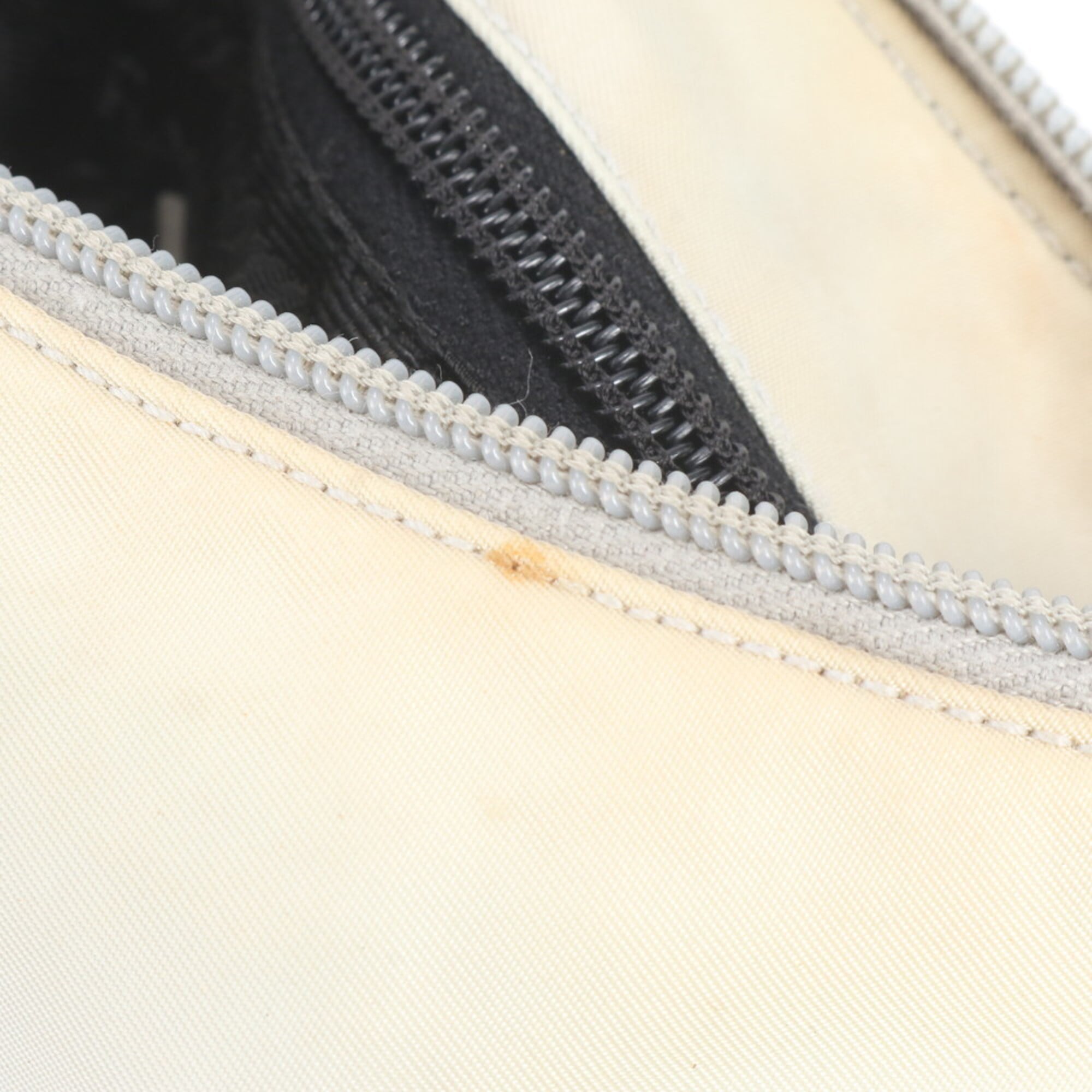 Prada Beige Shoulder Bag Tote Bag (Pre-Owned)