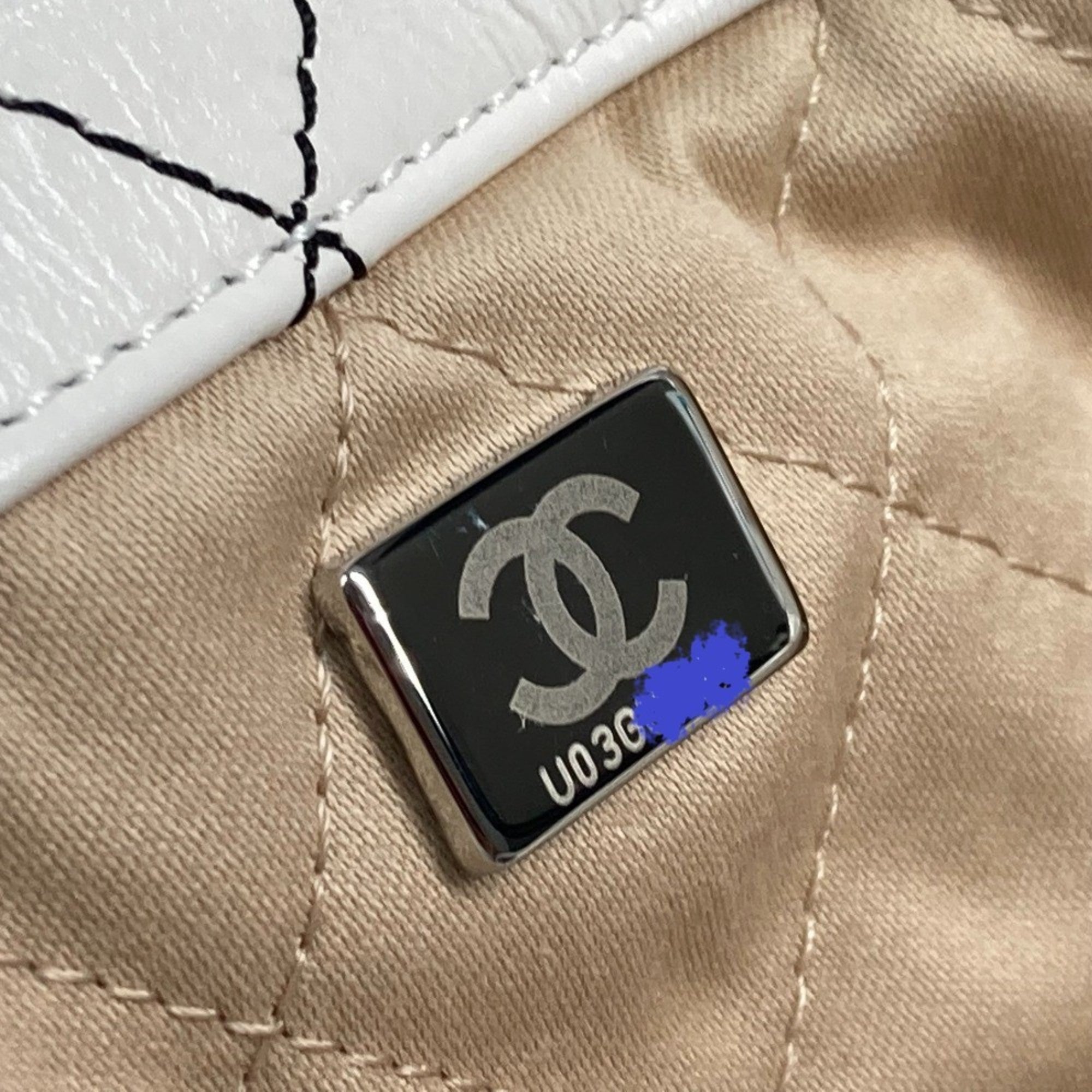 Chanel Black White Leather Backpack (Pre-Owned)