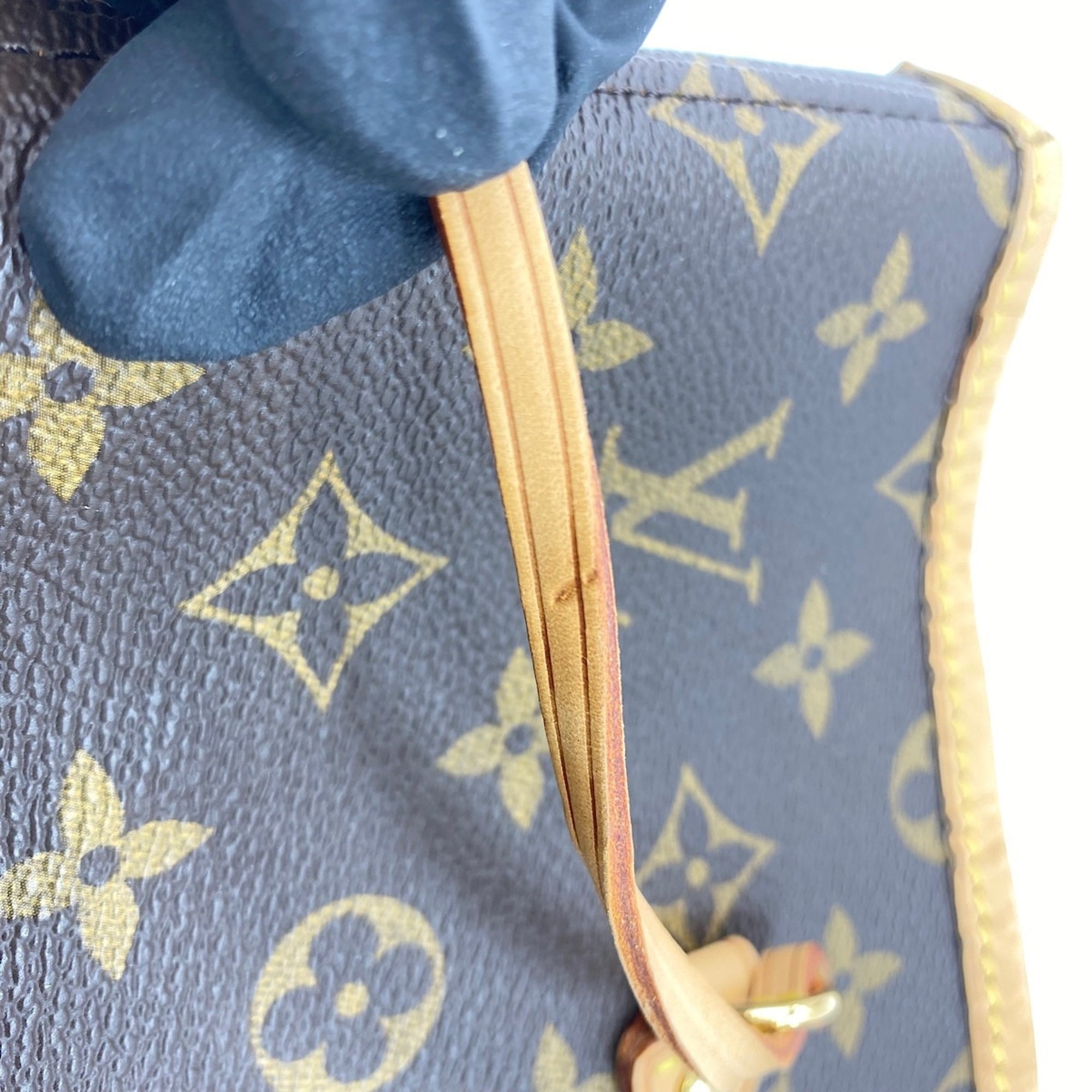 Louis Vuitton Brown Tote Bag (Pre-Owned)