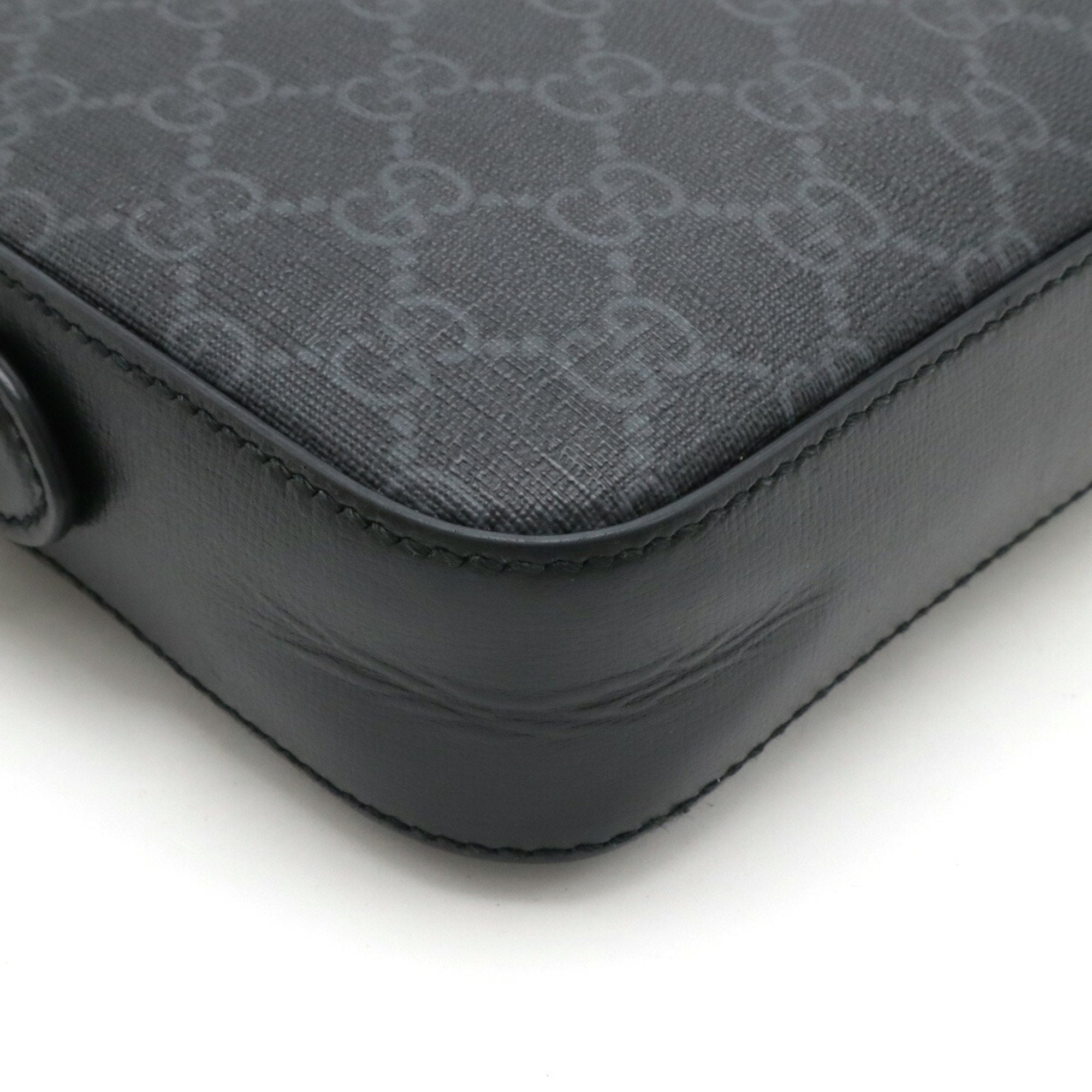 Gucci Black Dark Gray Gg Supreme Shoulder Bag (Pre-Owned)