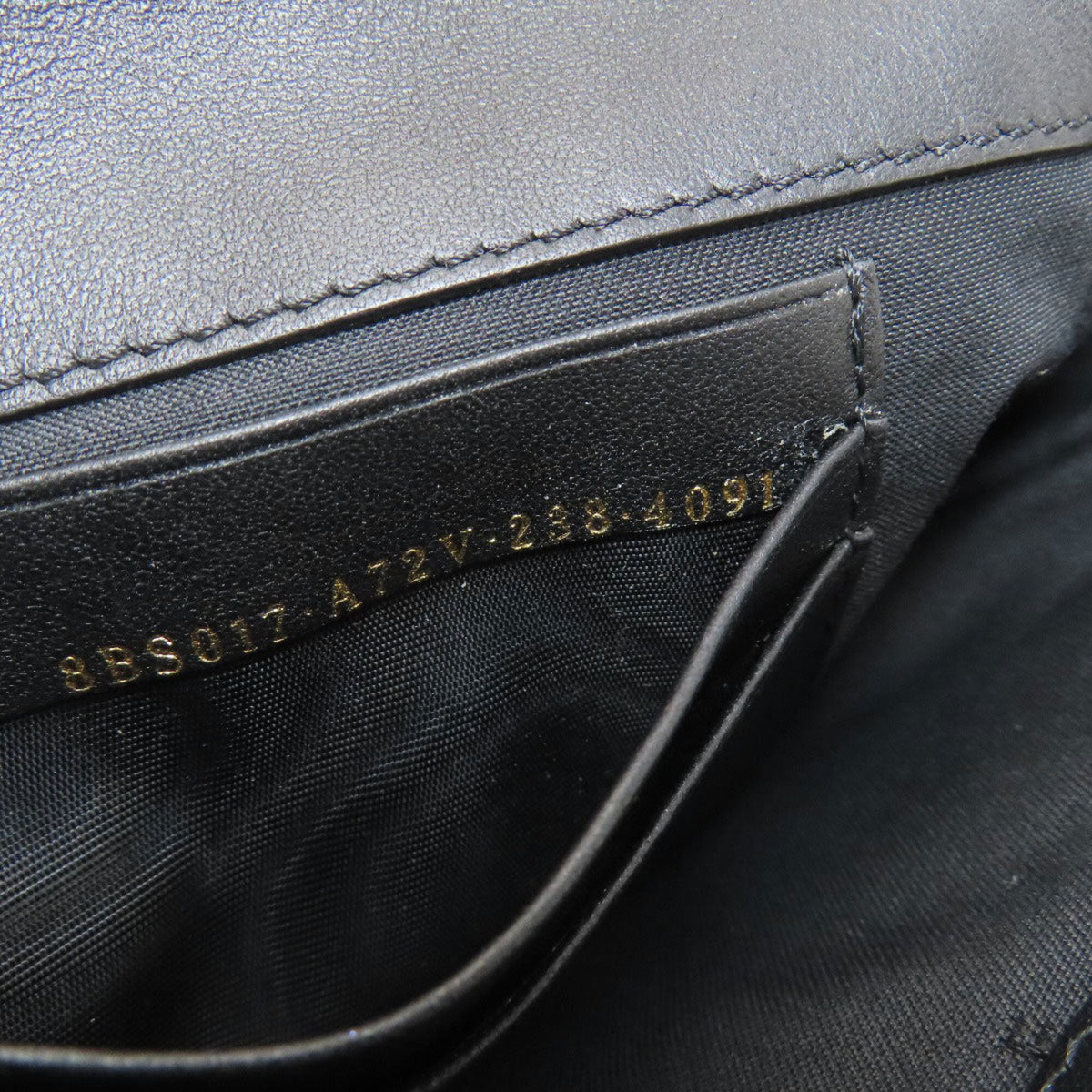 Fendi Black Leather Shoulder Bag (Pre-Owned)