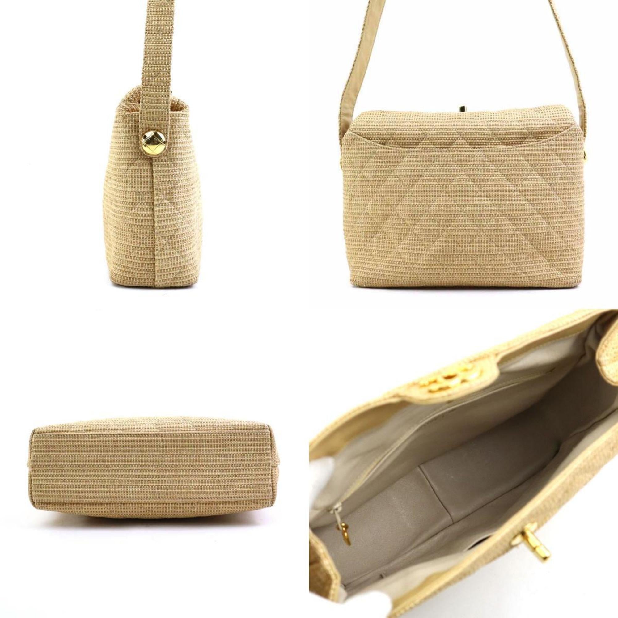 Chanel Beige Raffia Shoulder Bag (Pre-Owned)