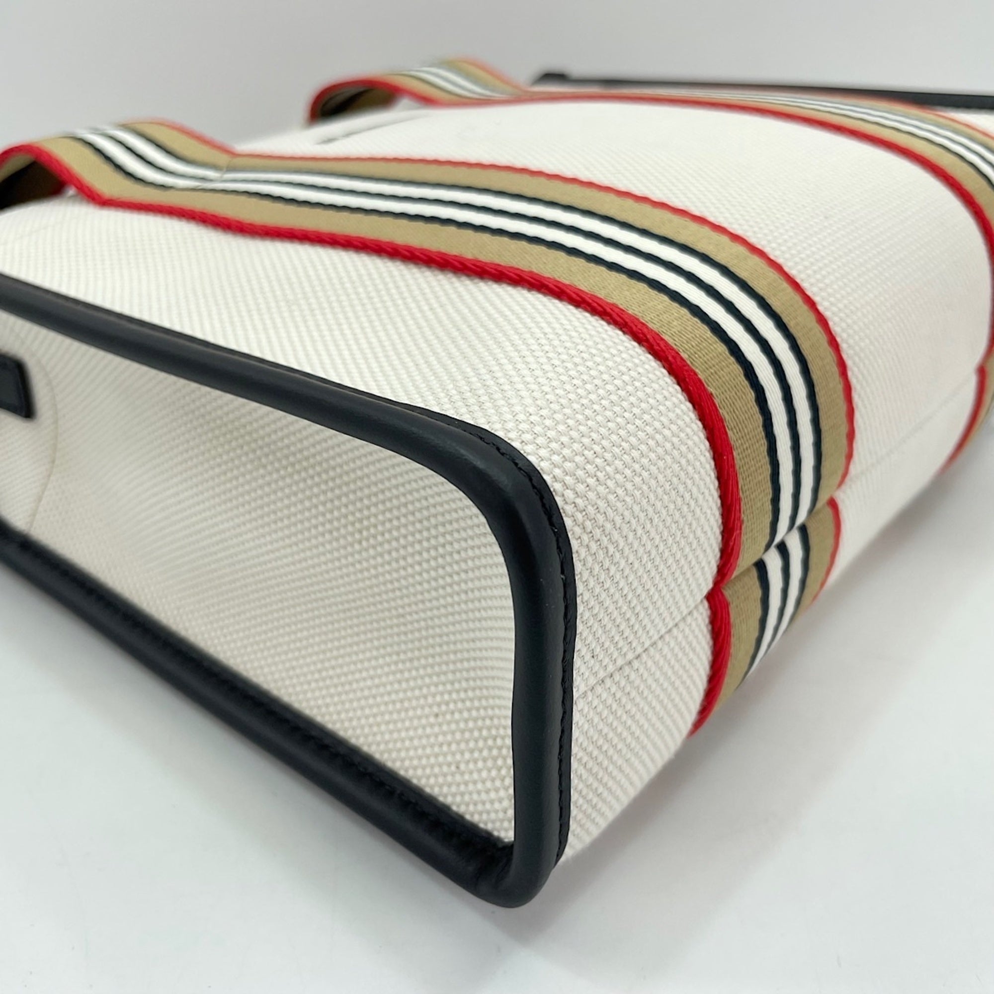 Burberry Multi-Color Canvas Tote Bag (Pre-Owned)