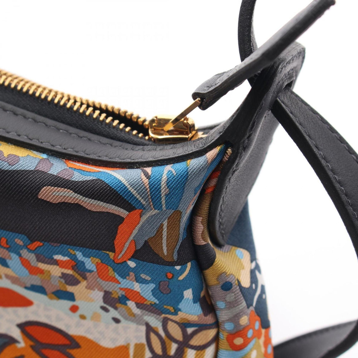 Hermes Multi-Color Navy Silk Swift Leather Handbag Shoulder Bag (Pre-Owned)