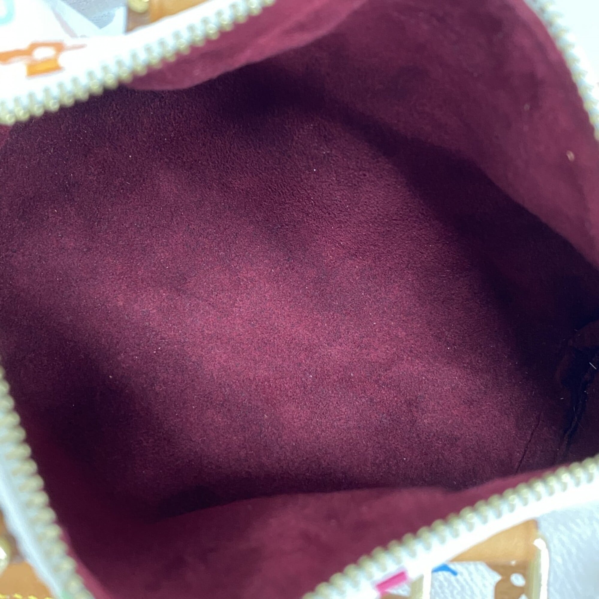Louis Vuitton Blanc Handbag (Pre-Owned)