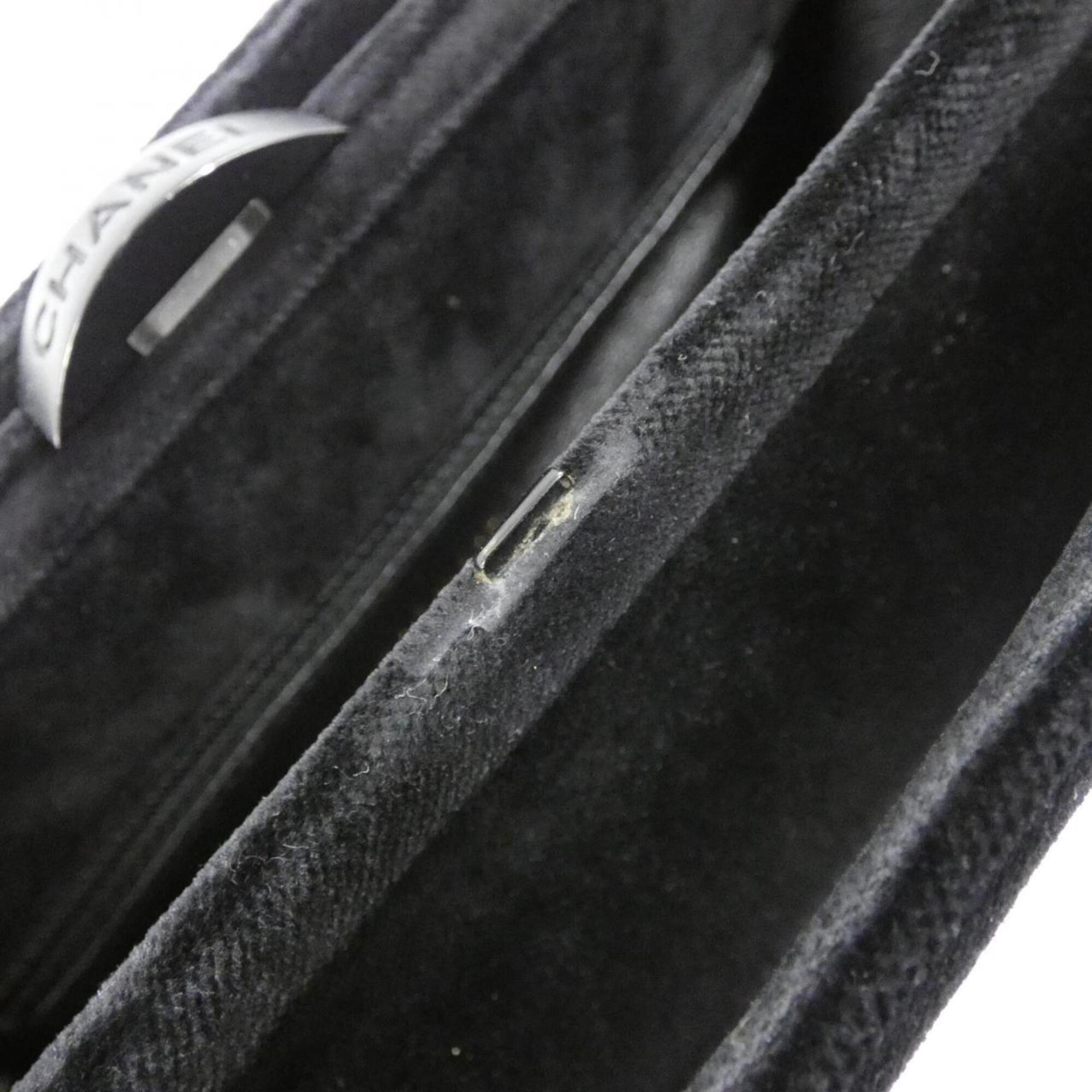 Chanel Black Handbag (Pre-Owned)