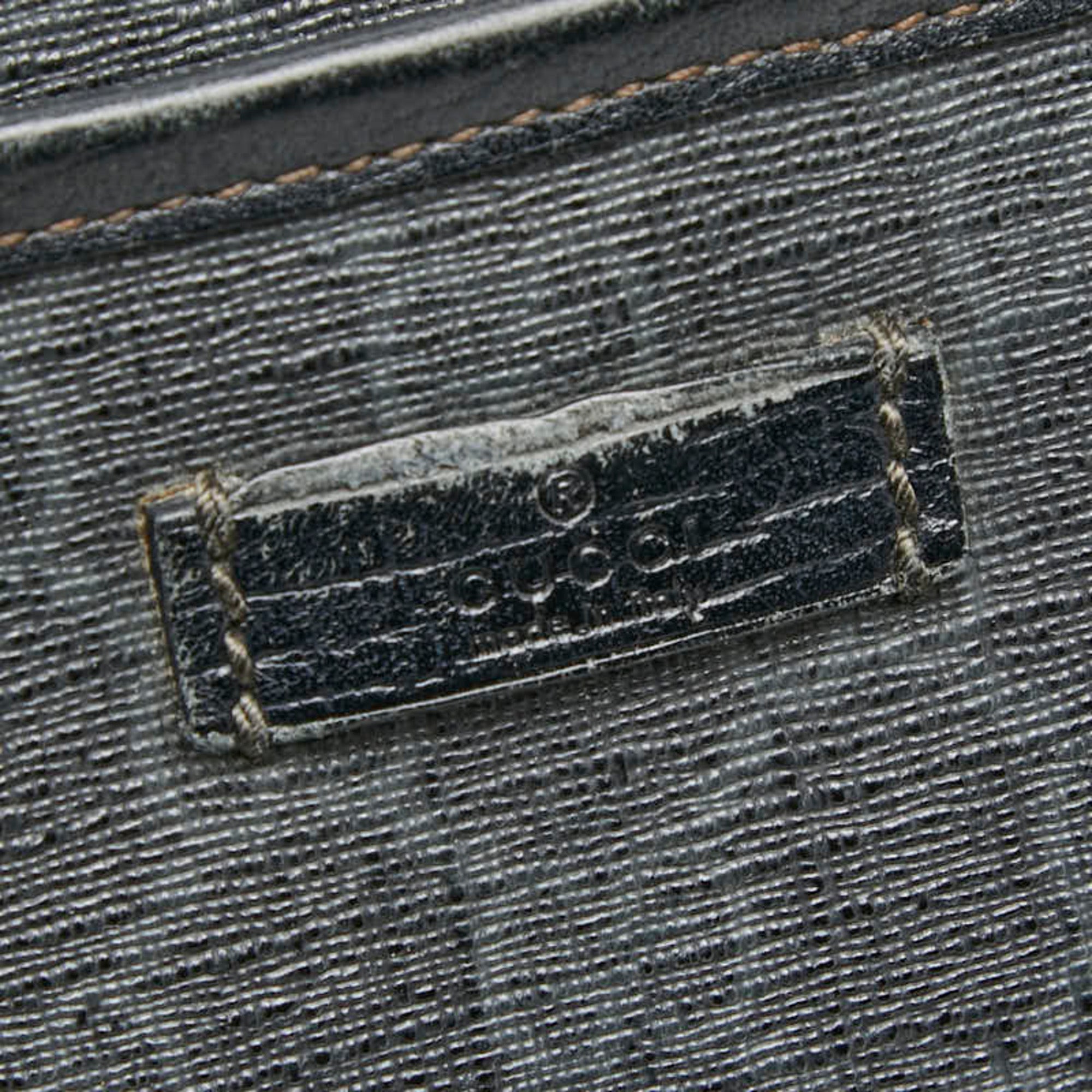 Gucci Black Gray Gg Supreme Shoulder Bag (Pre-Owned)