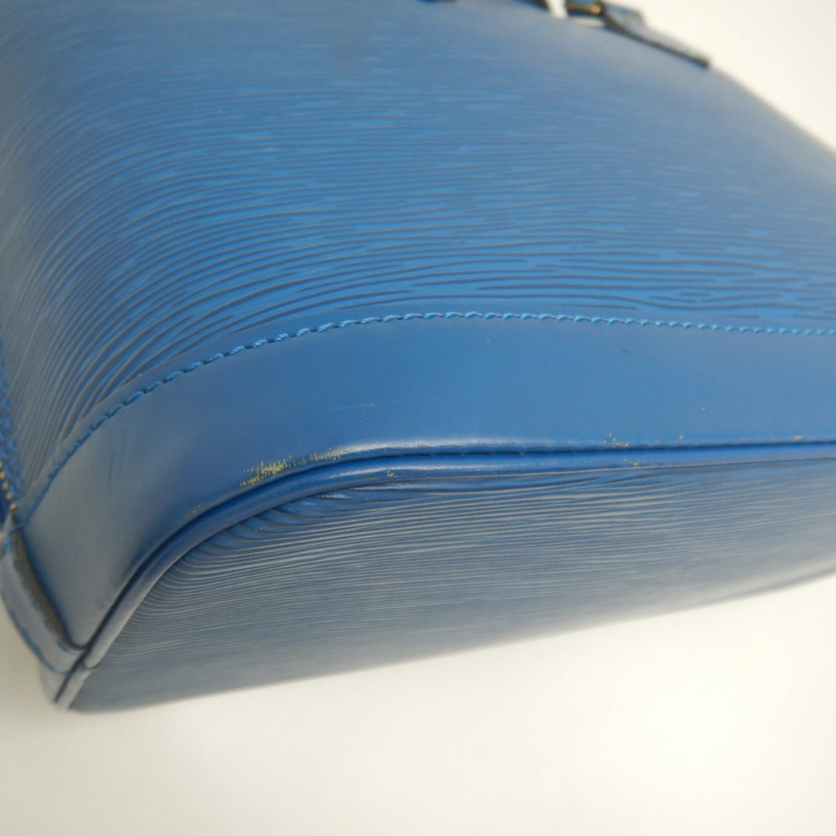 Louis Vuitton Toledo Blue Epi Leather Handbag (Pre-Owned)