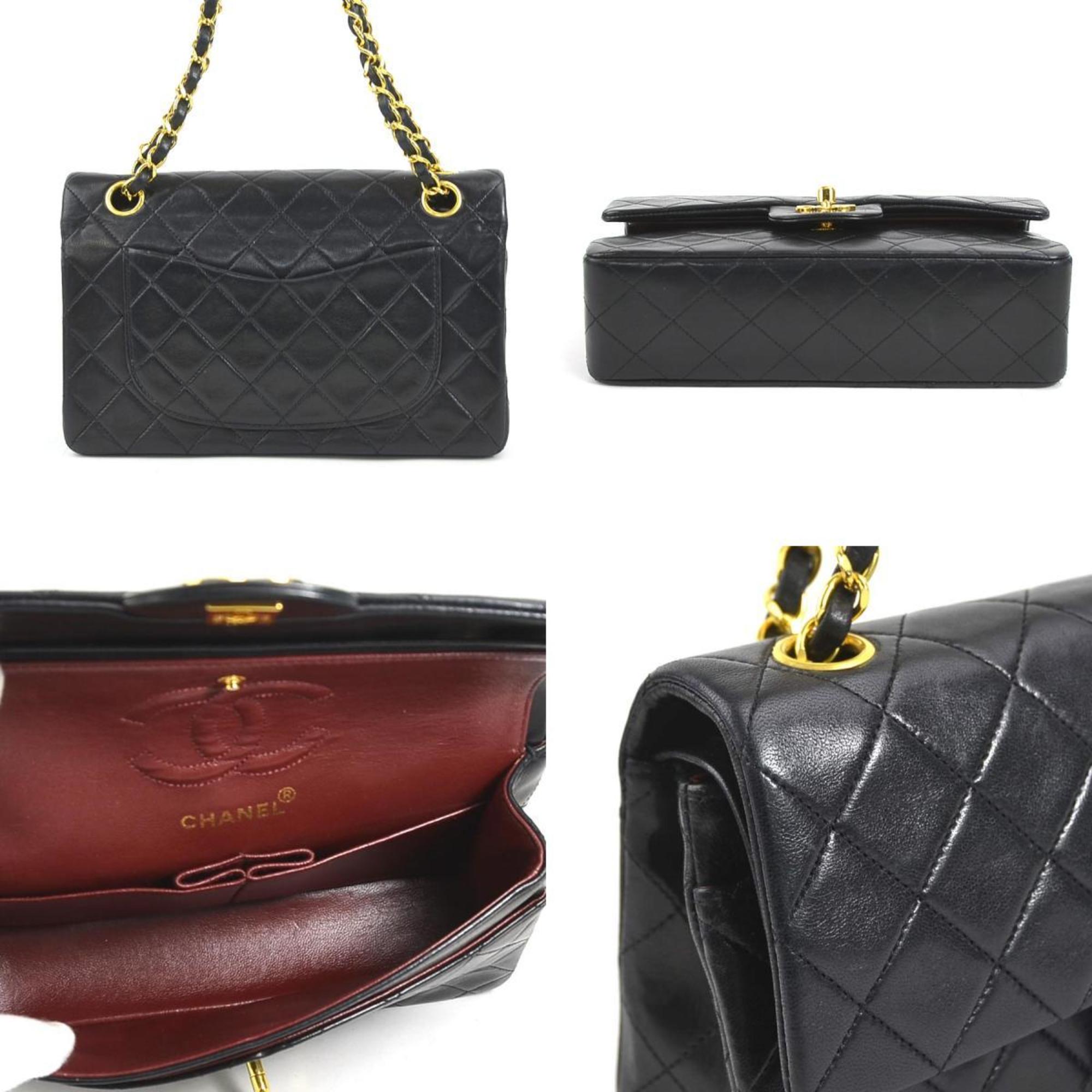 Chanel Black Gold Leather Metal Shoulder Bag (Pre-Owned)