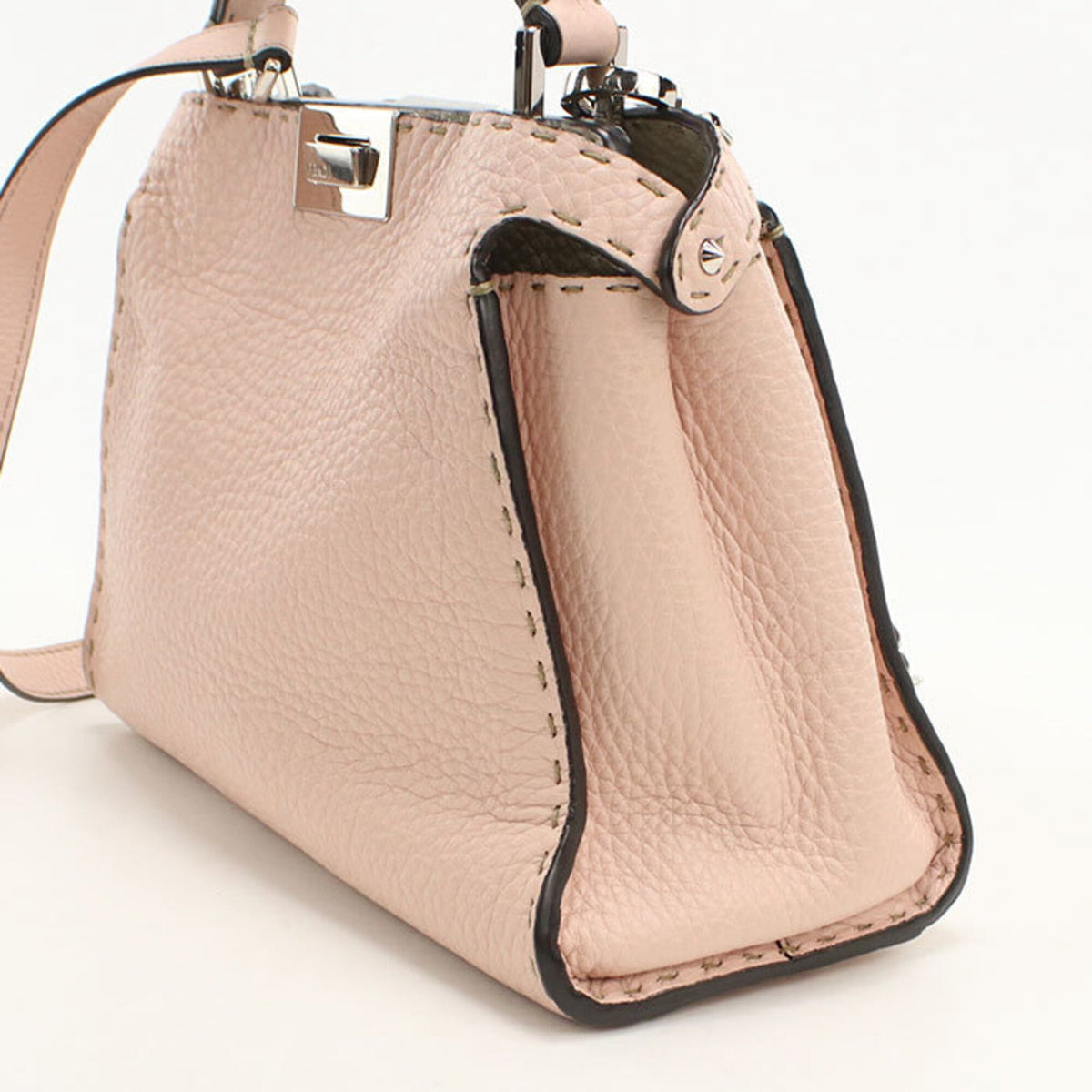 Fendi Pink Leather Handbag (Pre-Owned)