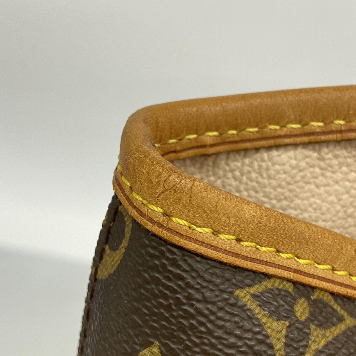 Louis Vuitton Brown Tote Bag (Pre-Owned)