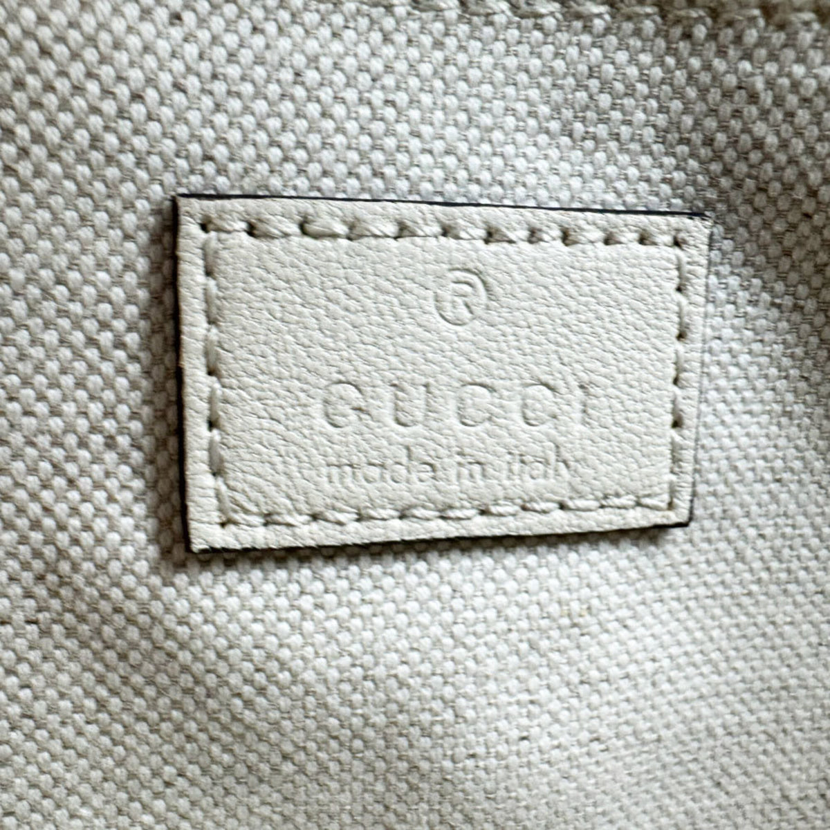 Gucci Ivory Leather Shoulder Bag (Pre-Owned)
