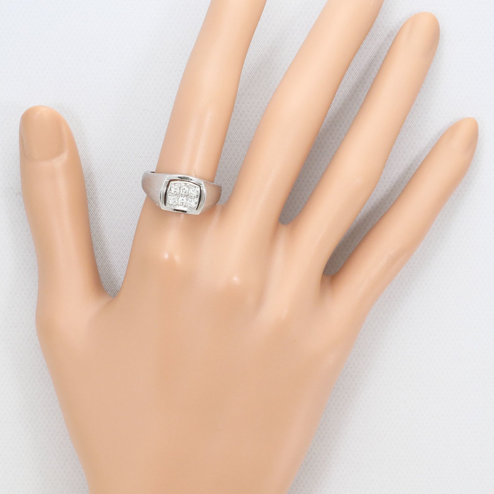 Unbranded White Gold White Gold (18K) Band Ring (Pre-Owned)