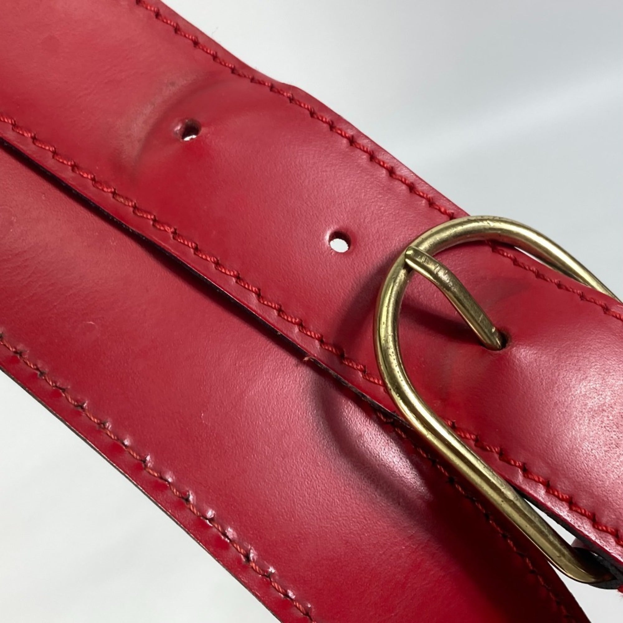 Louis Vuitton Epi Castilian Red Red Color Epi Leather Shoulder Bag (Pre-Owned)