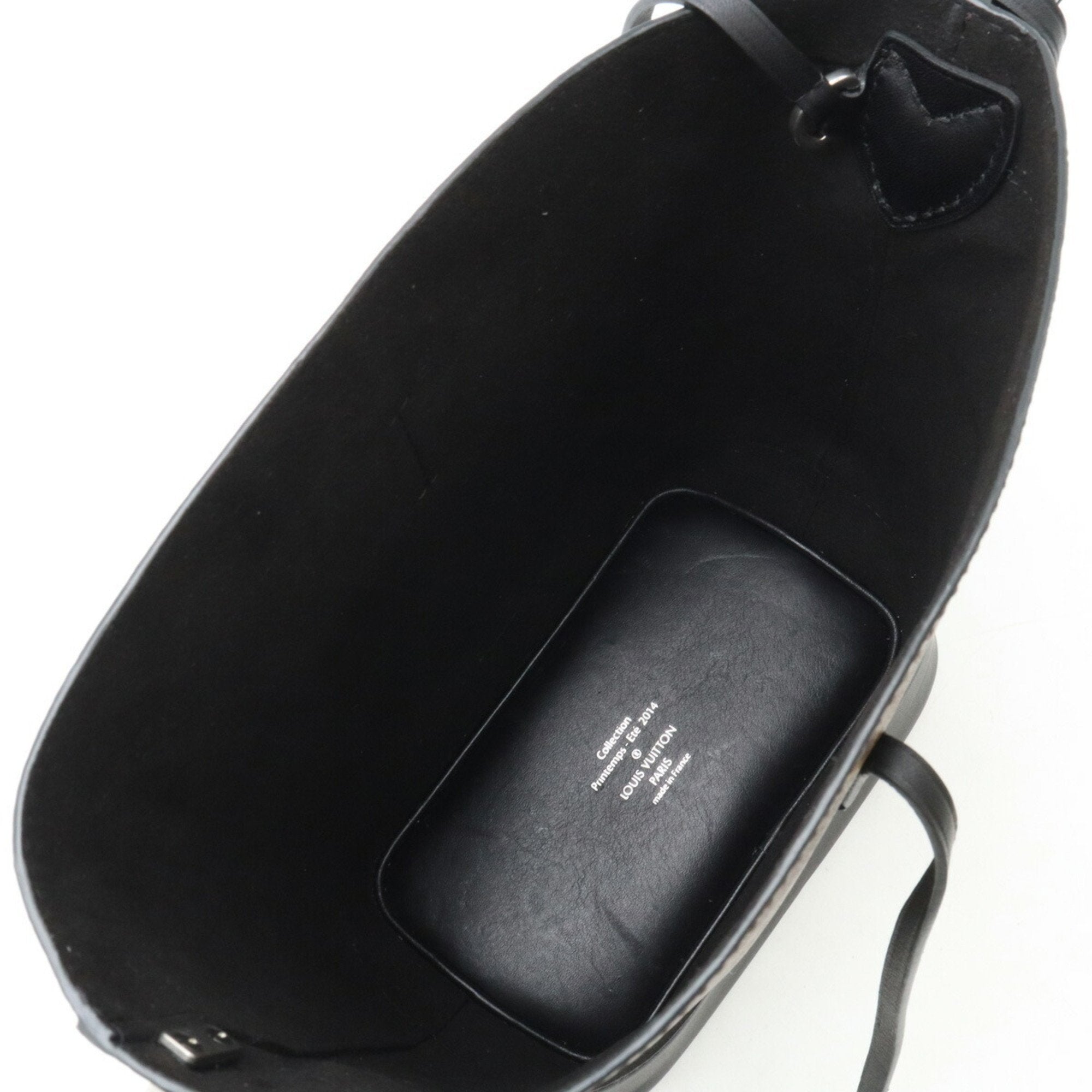Louis Vuitton Black Noir Monogram Leather Handbag Pouch (Pre-Owned)