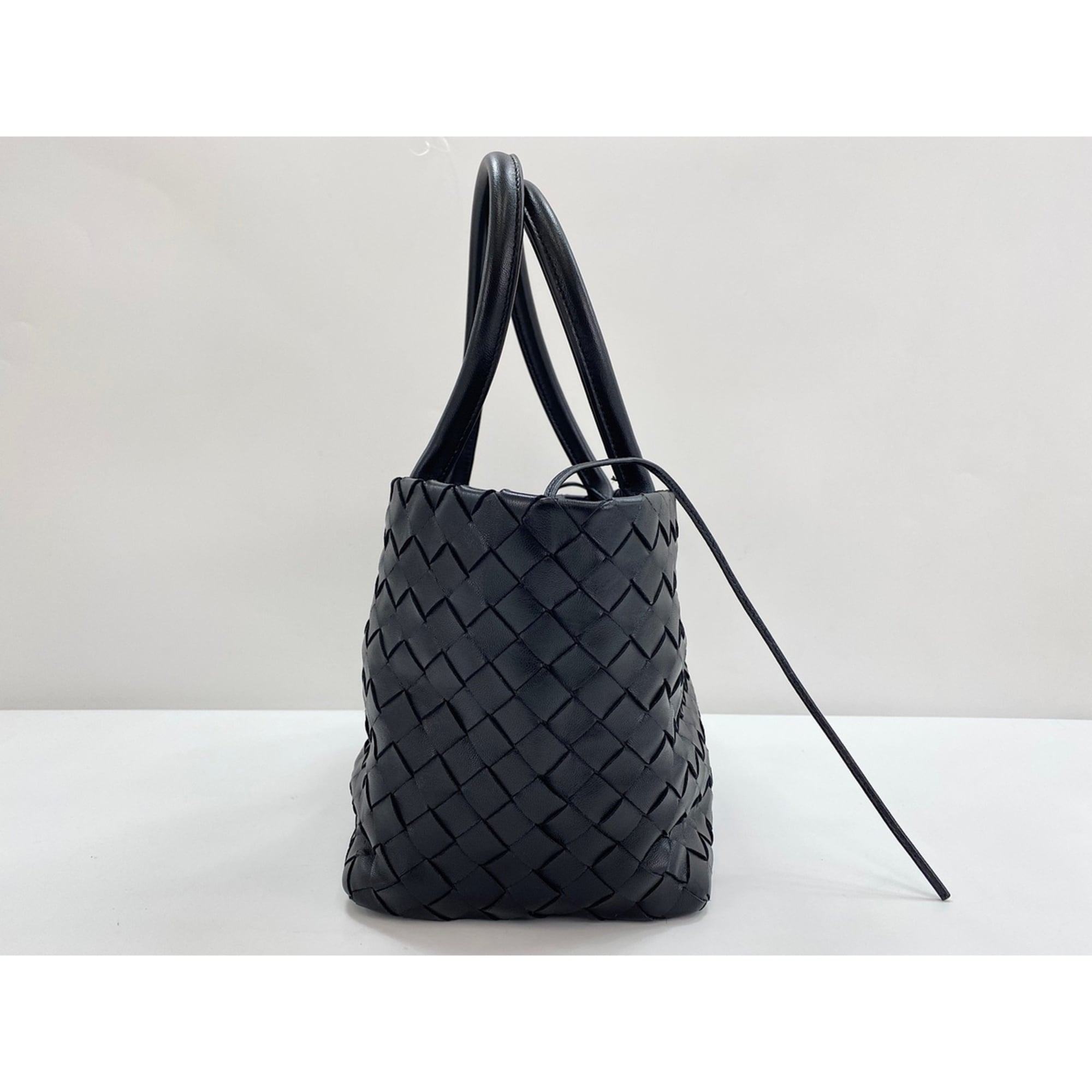 Bottega Veneta Black Tote Bag (Pre-Owned)