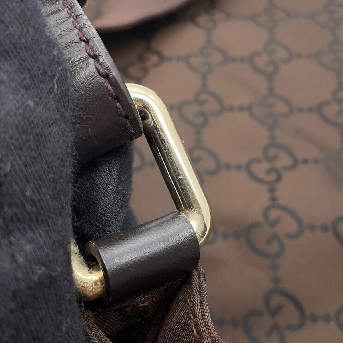 Gucci Brown Nylon Handbag Shoulder Bag (Pre-Owned)