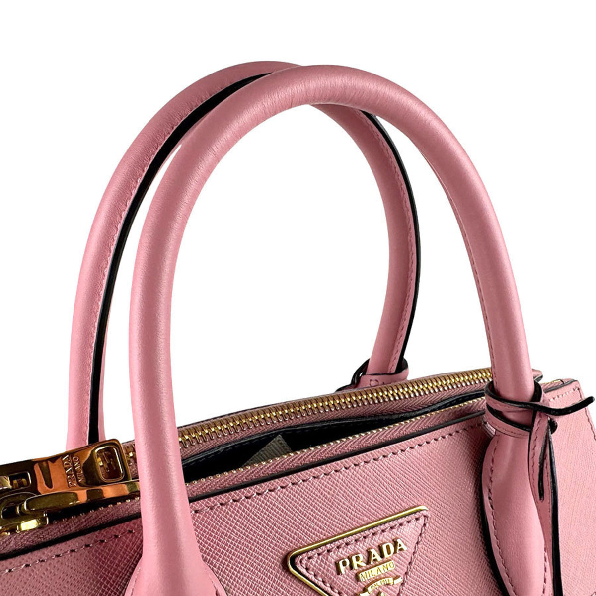 Prada Pink Leather Handbag (Pre-Owned)