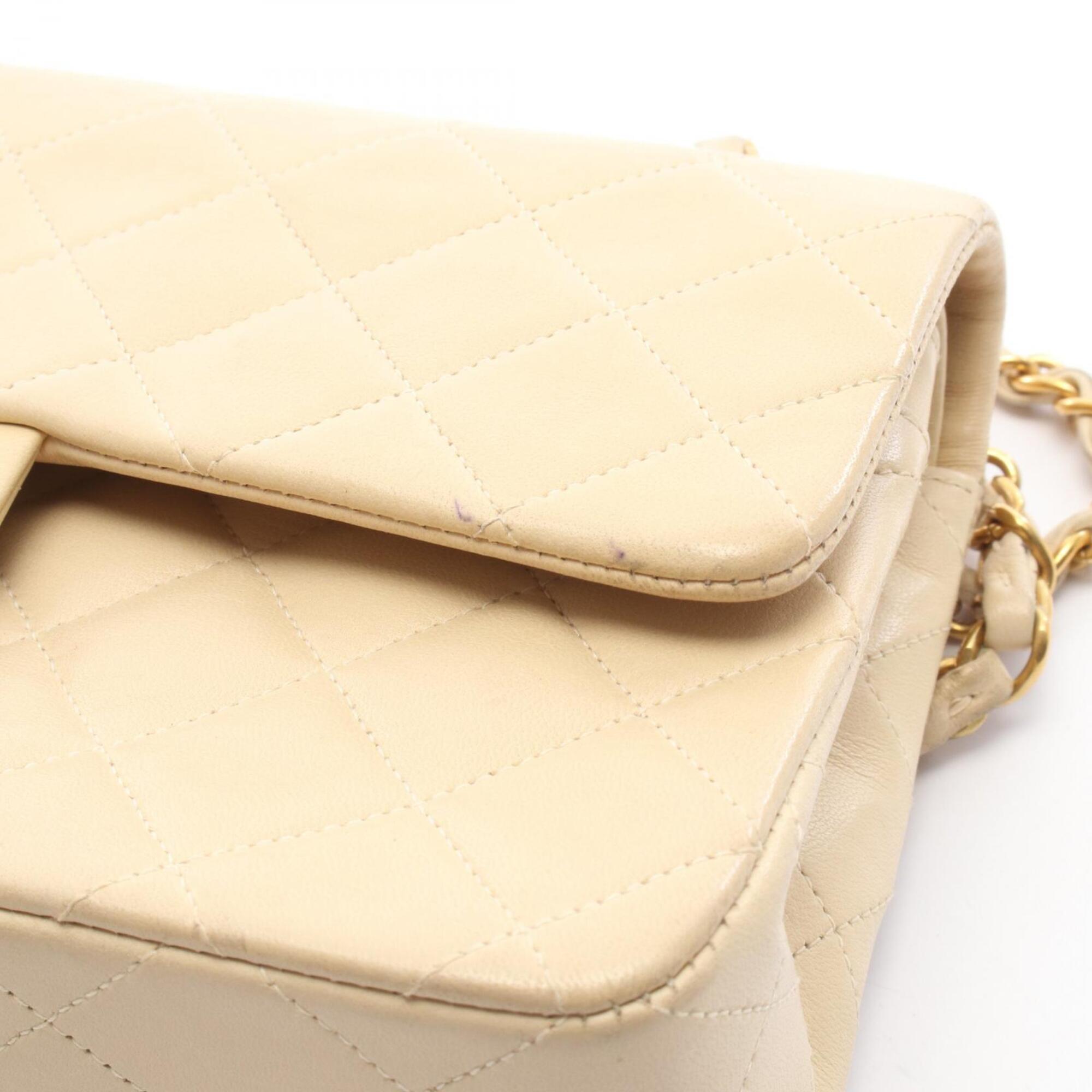 Chanel Beige Leather Handbag Shoulder Bag (Pre-Owned)