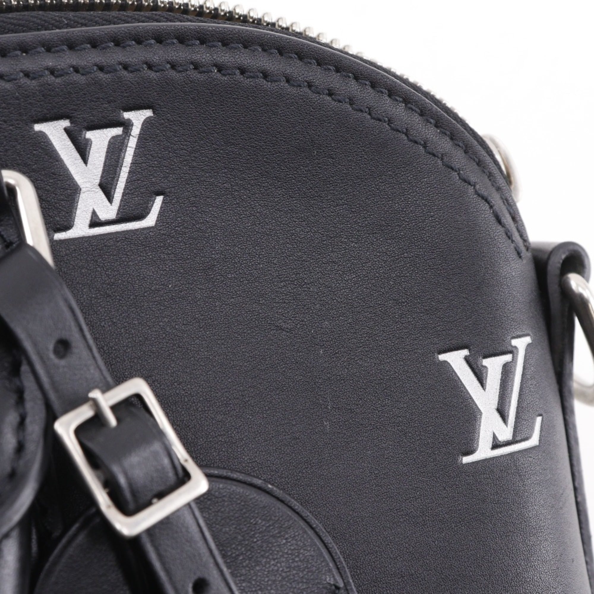Louis Vuitton Black Leather Handbag (Pre-Owned)