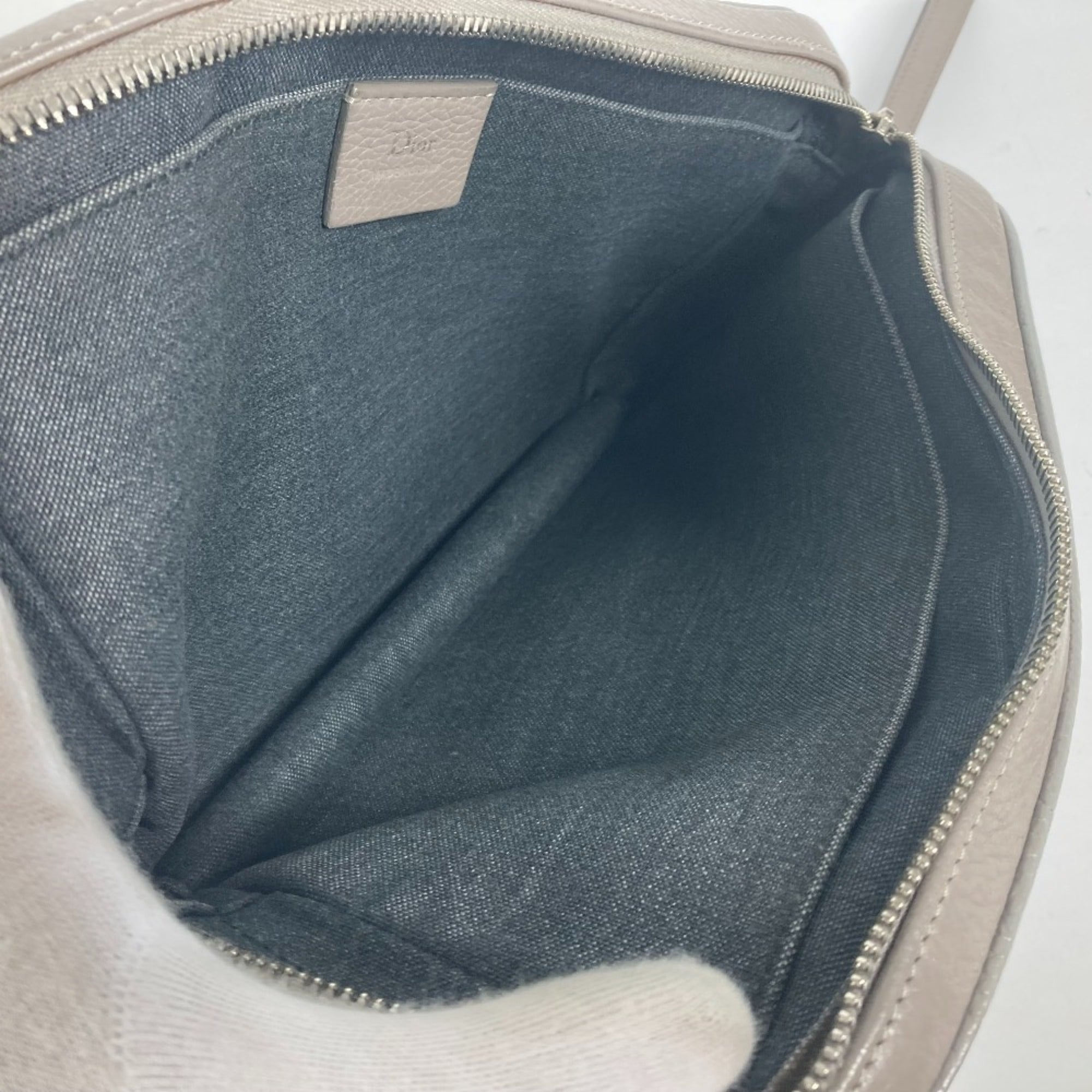 Christian Dior Gray Leather Clutch Bag (Pre-Owned)