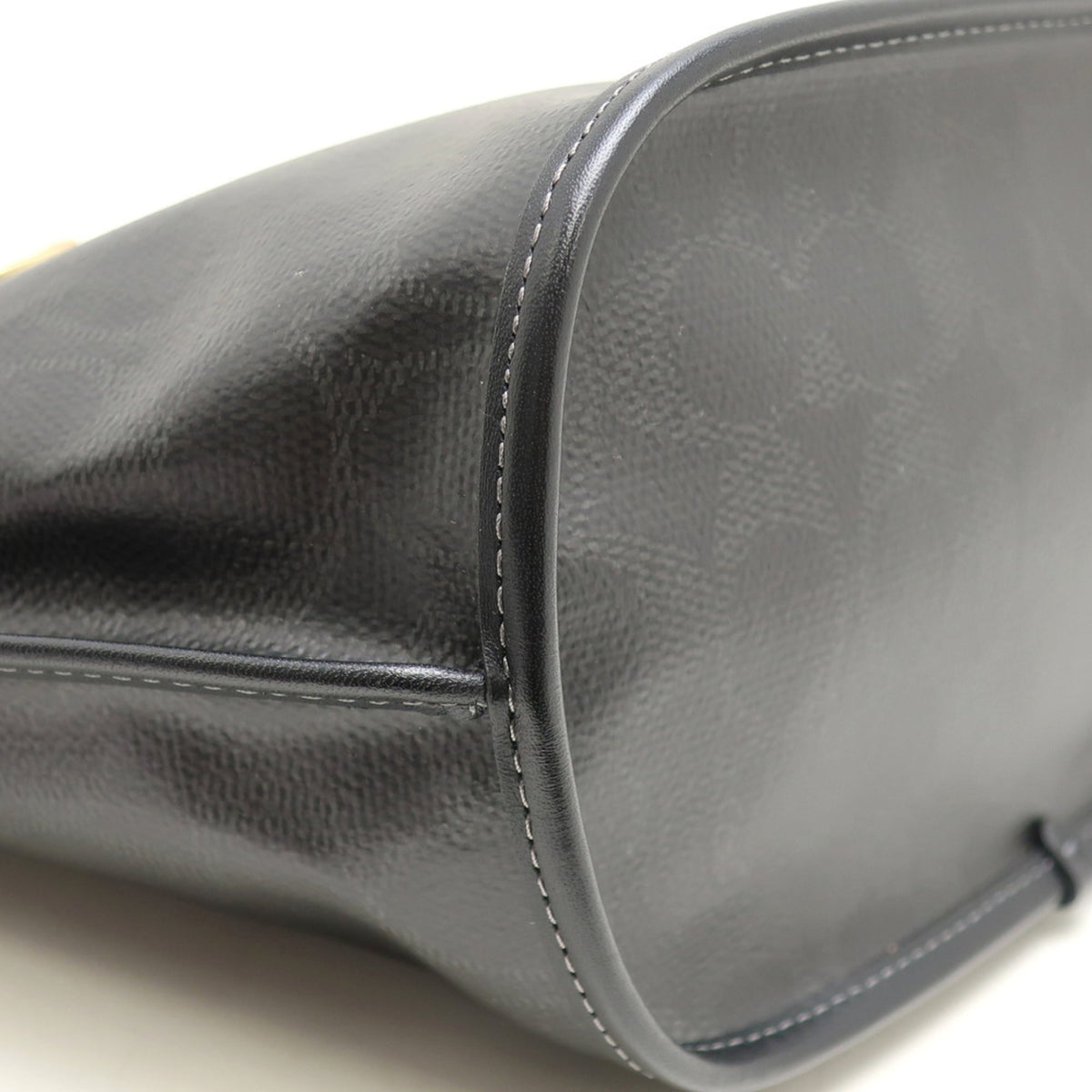 Coach Black Coated Canvas Tote Bag (Pre-Owned)
