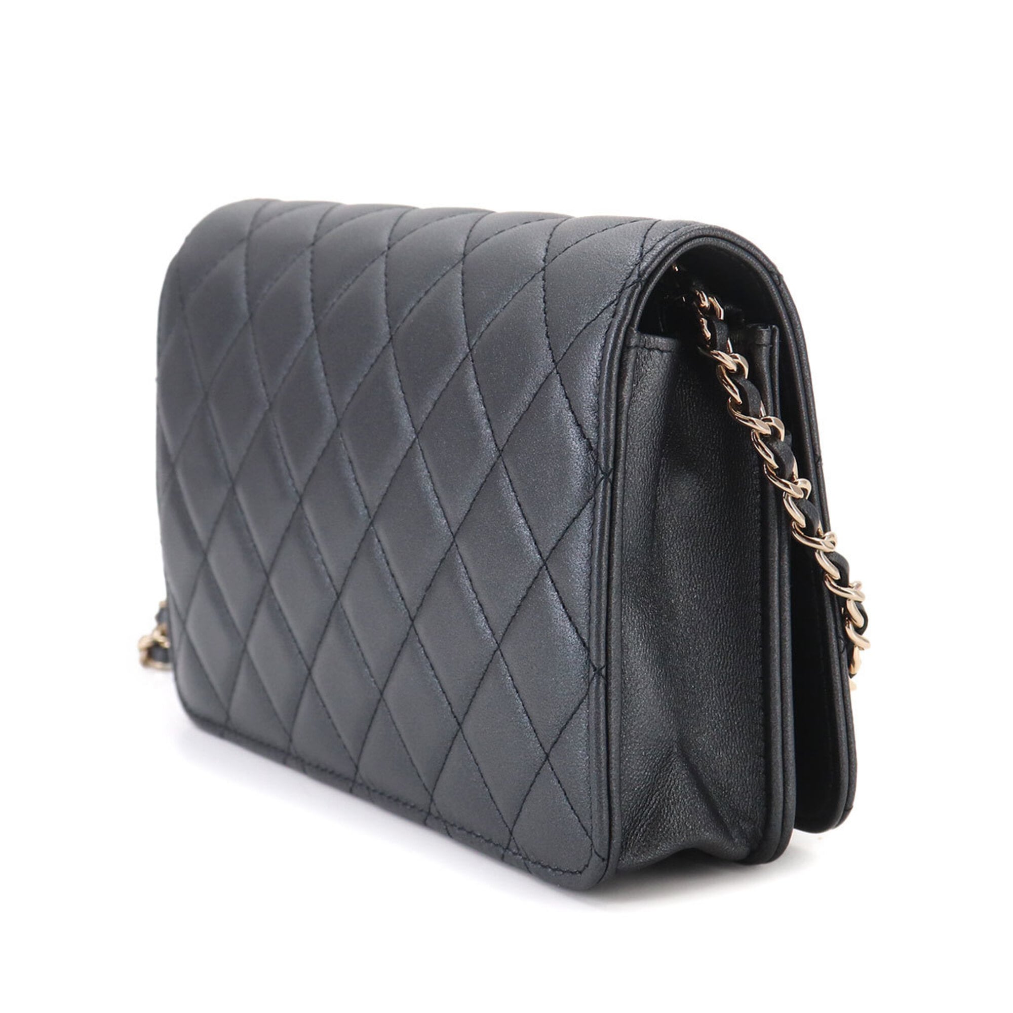 Chanel Matelasse Metallic Gray Leather Chain/Shoulder Wallet (Pre-Owned)
