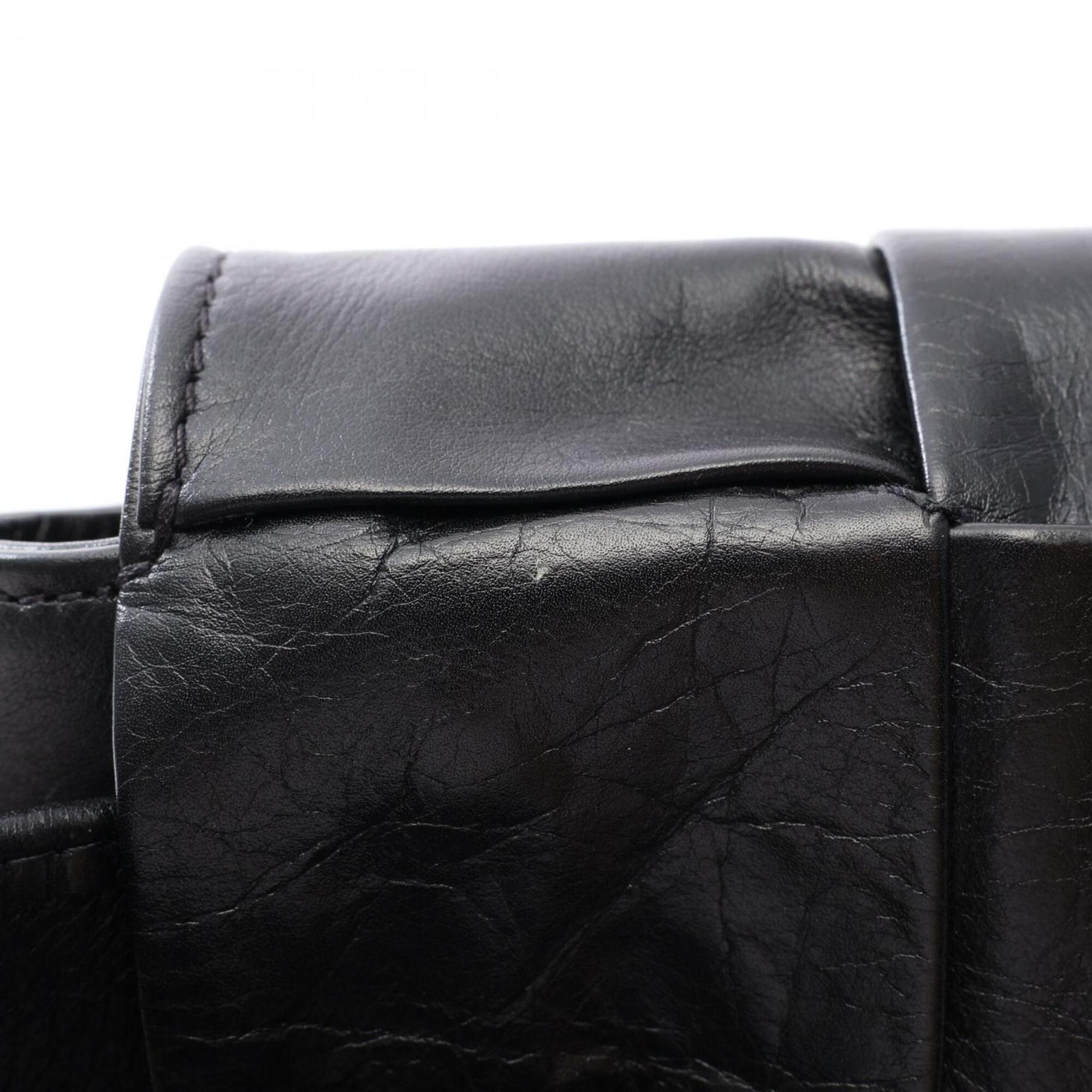 Bottega Veneta Black Leather Fanny Pack Handbag (Pre-Owned)