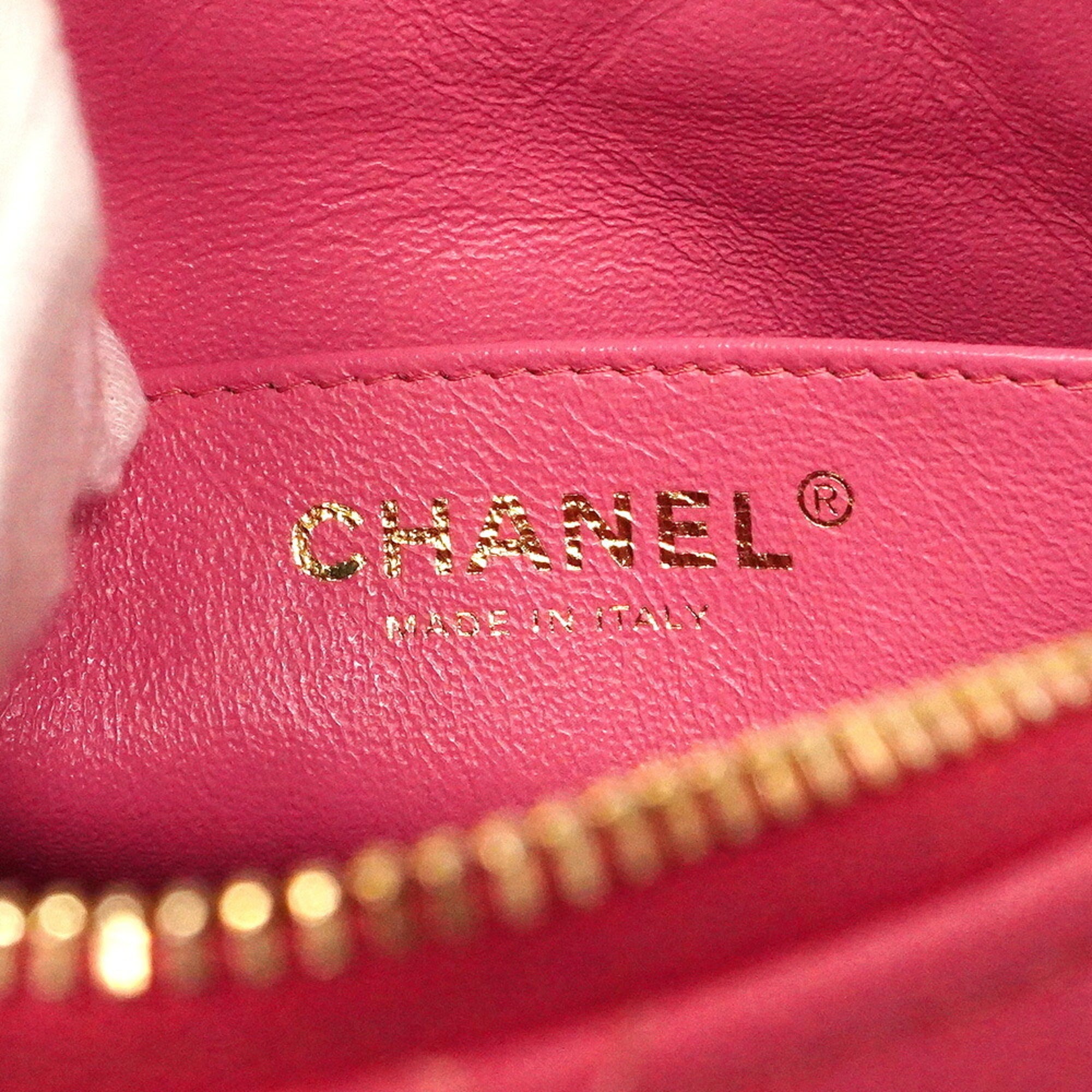 Chanel Pink Grained Calfskin Shoulder Bag (Pre-Owned)
