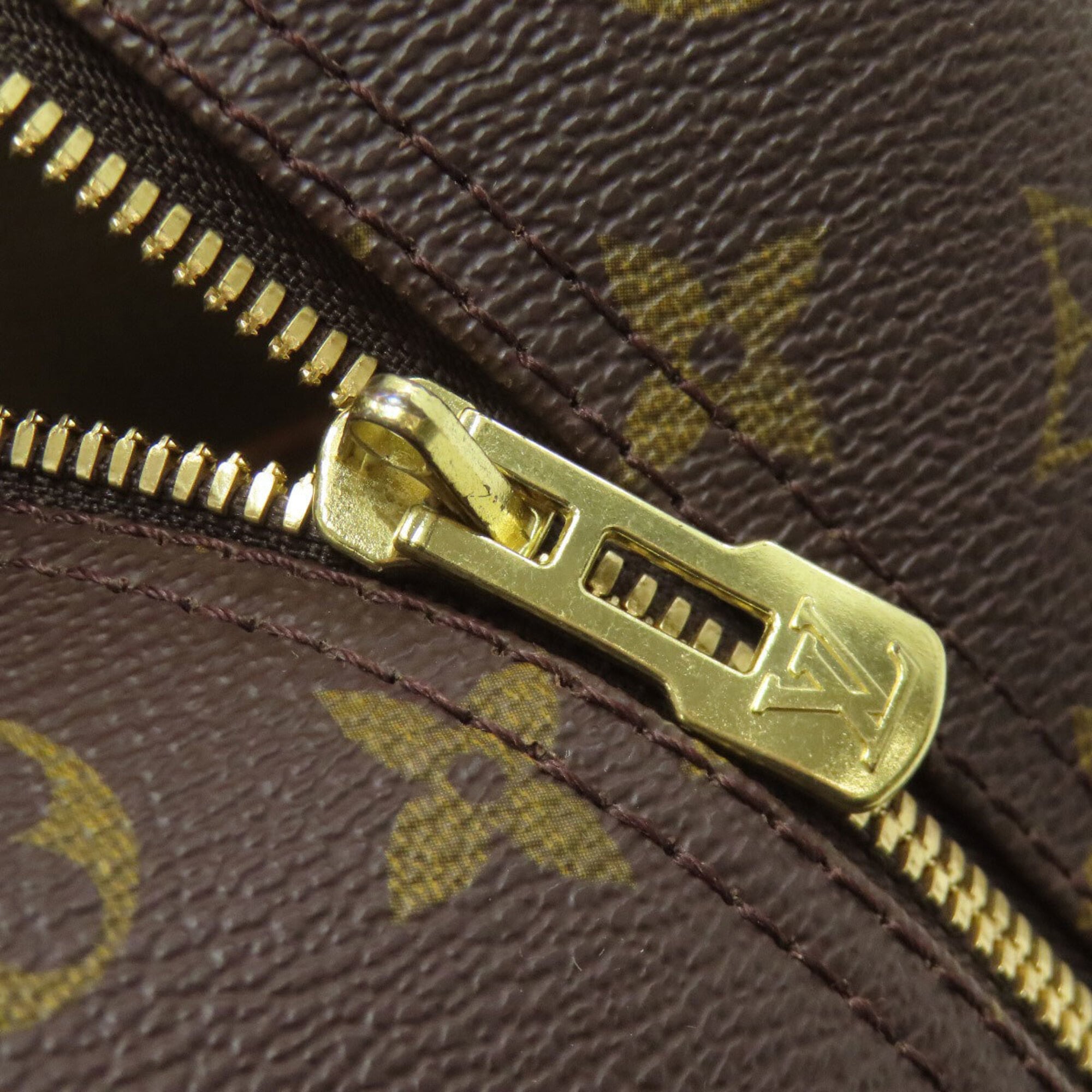 Louis Vuitton Brown Monogram Monogram Canvas Handbag (Pre-Owned)
