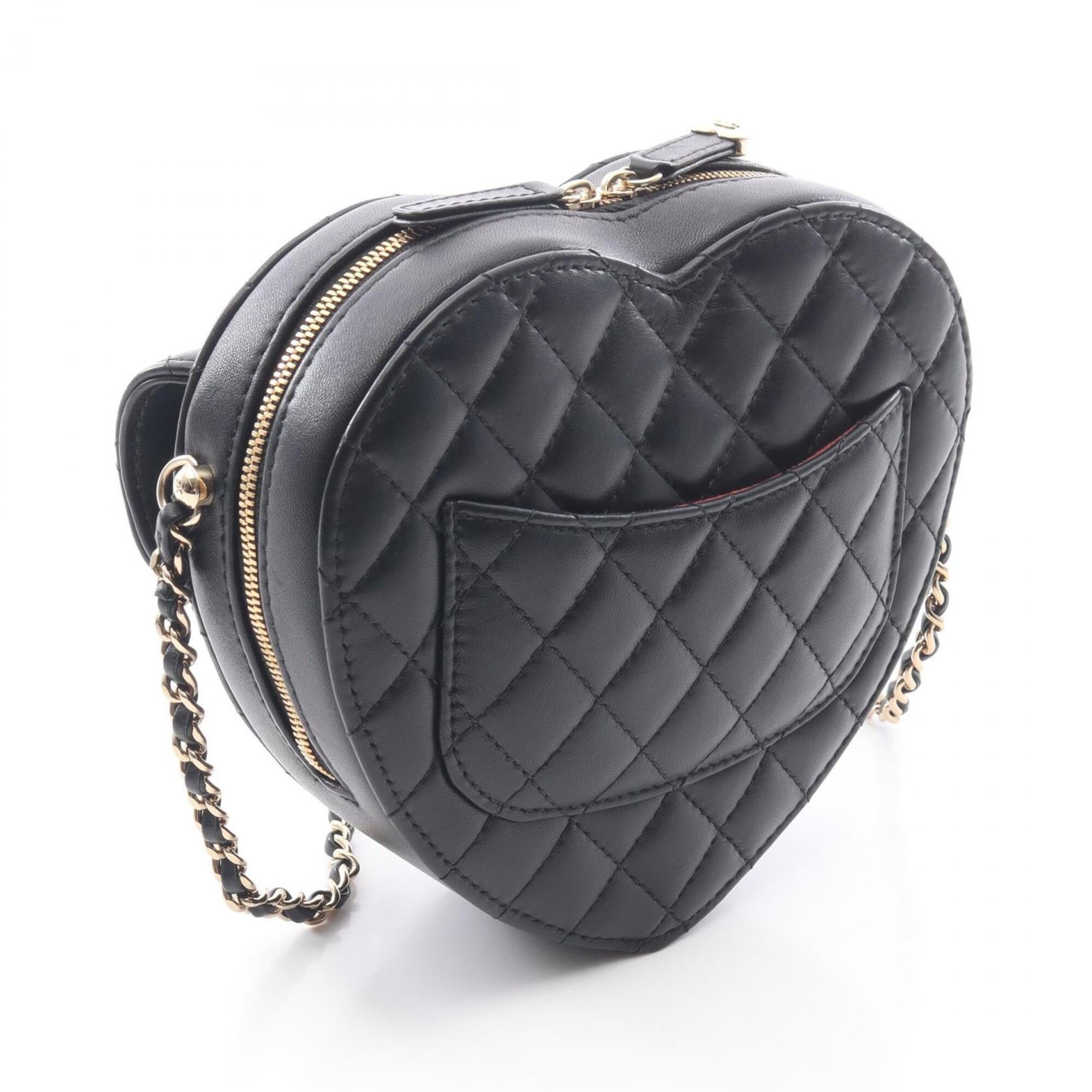 Chanel Black Leather Handbag Shoulder Bag (Pre-Owned)
