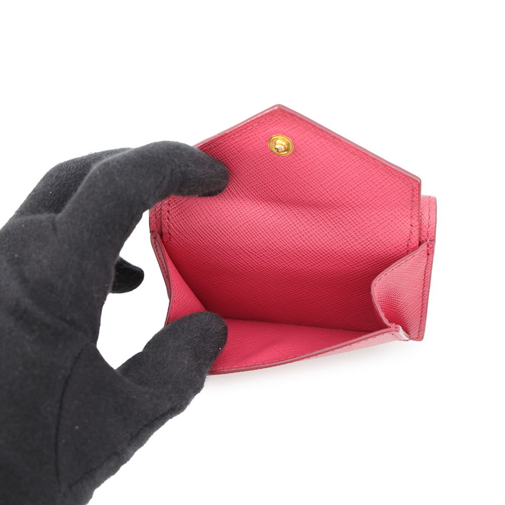 Prada Saffiano Pink Leather Wallet (Tri-Fold) (Pre-Owned)