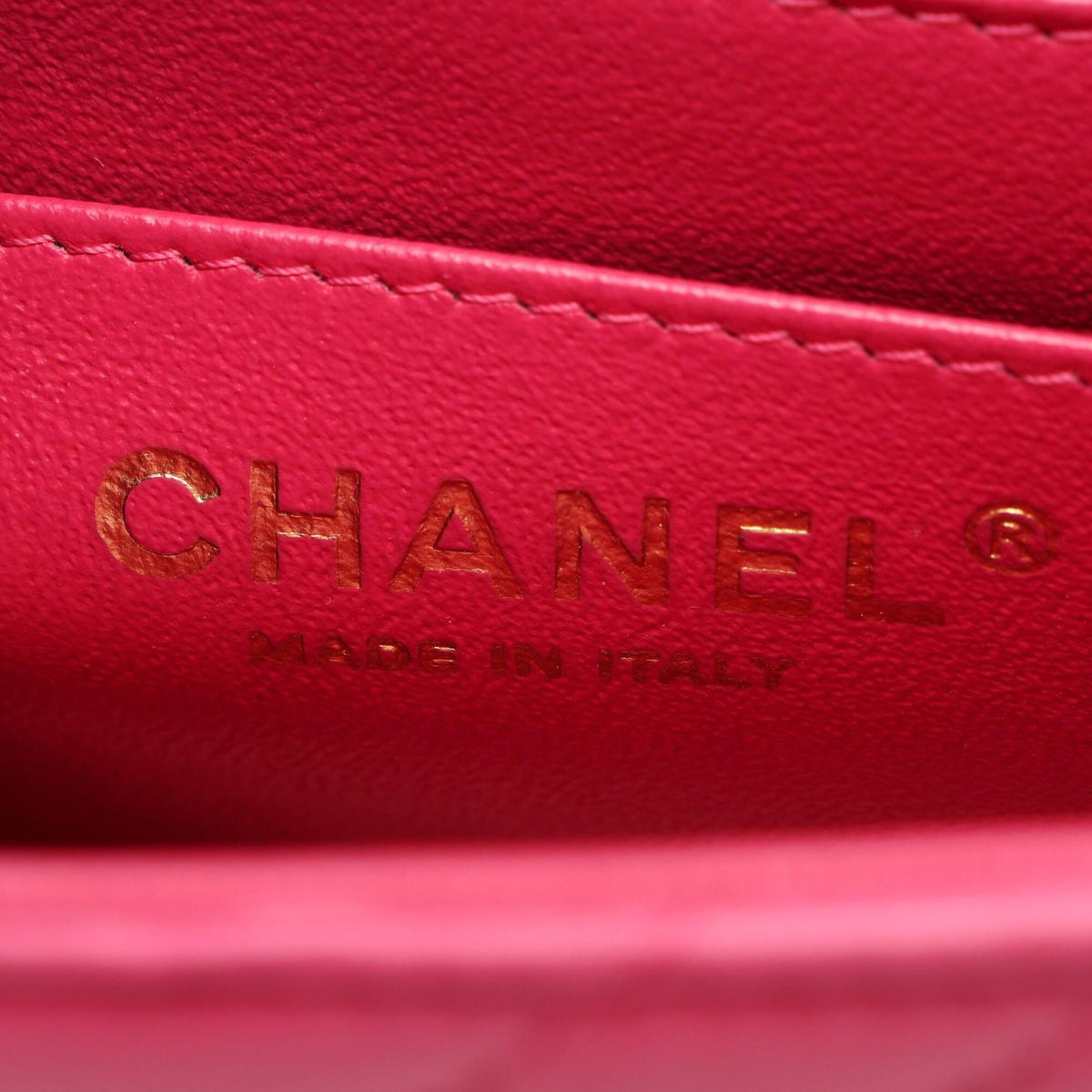 Chanel Pink Leather Handbag Shoulder Bag (Pre-Owned)